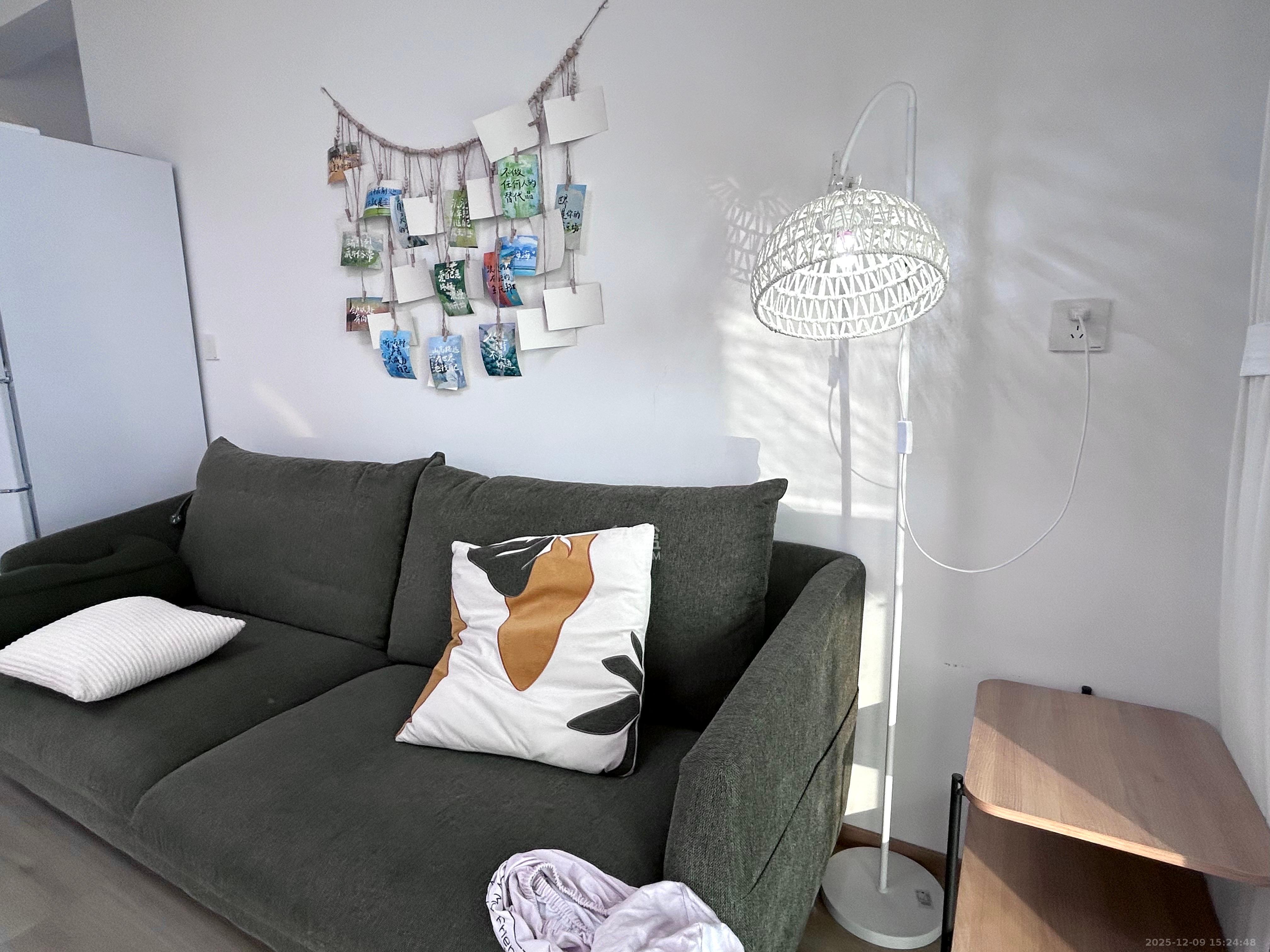 旭日嘉苑 2室1厅1卫 2300.0元/月 旭日嘉苑 2室1厅1卫 2300.0元/月室内图