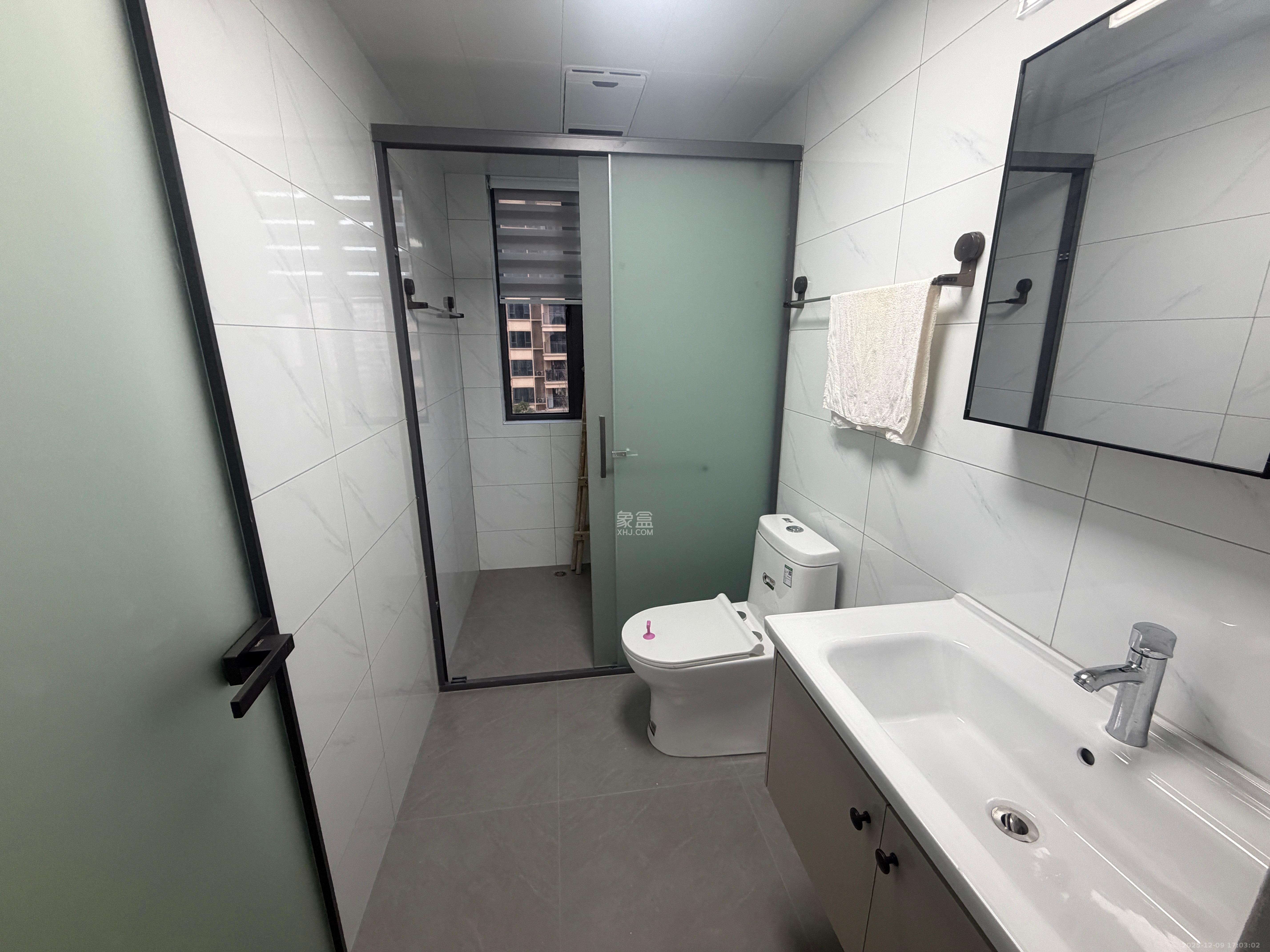 岭福家苑（天心佳苑）  3室2厅2卫    3300.0元/月室内图