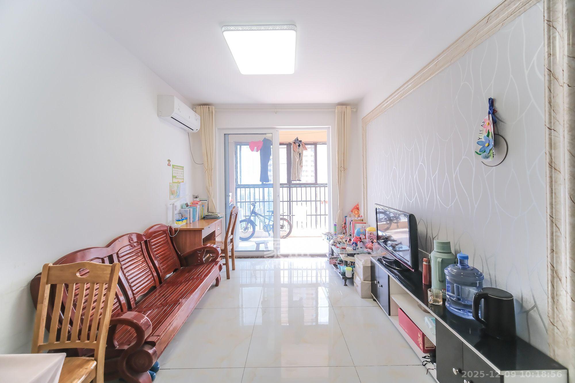 荣盛花语城  2室2厅1卫    1500.0元/月