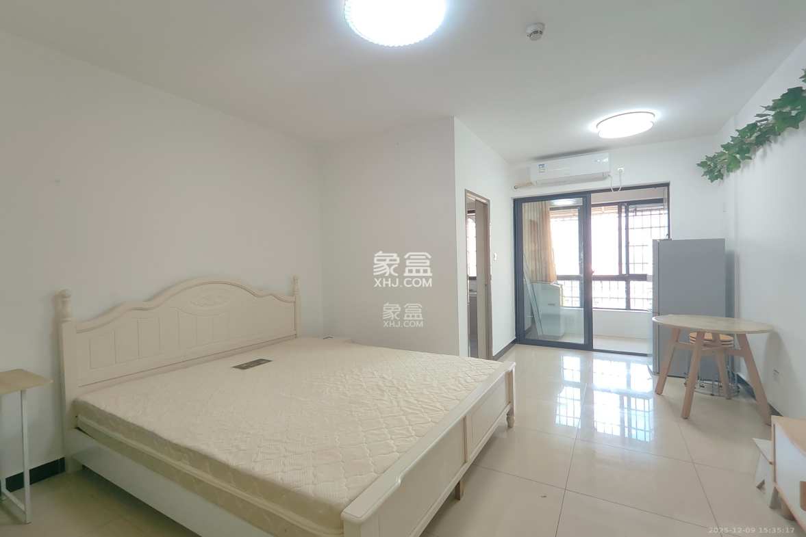 圭塘三小区 1室1厅1卫 1600.0元/月 圭塘三小区 1室1厅1卫 1600.0元/月室内图