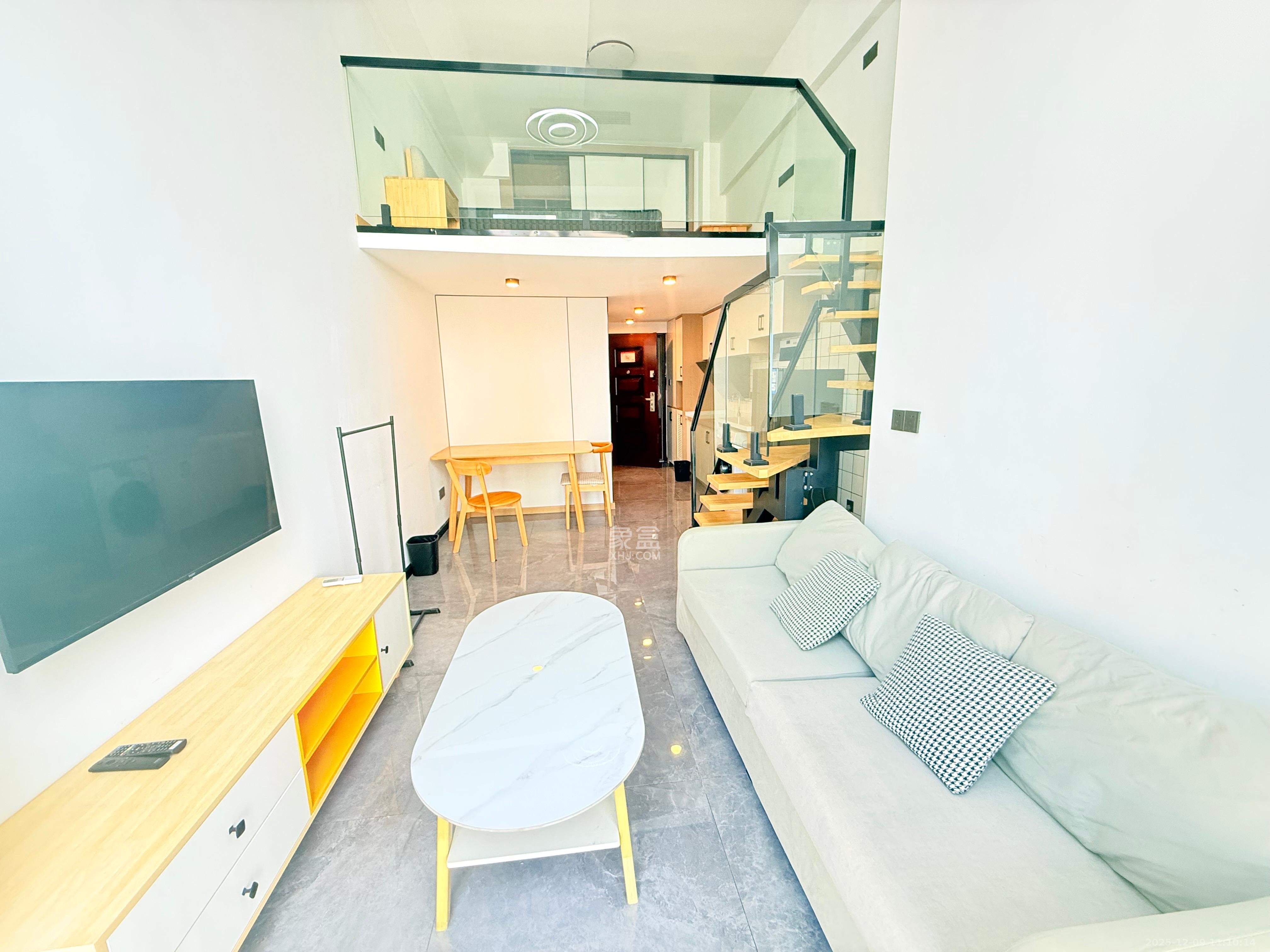 绿地长沙城际空间站（绿地新里佳苑）  1室0厅0卫    2050.0元/月