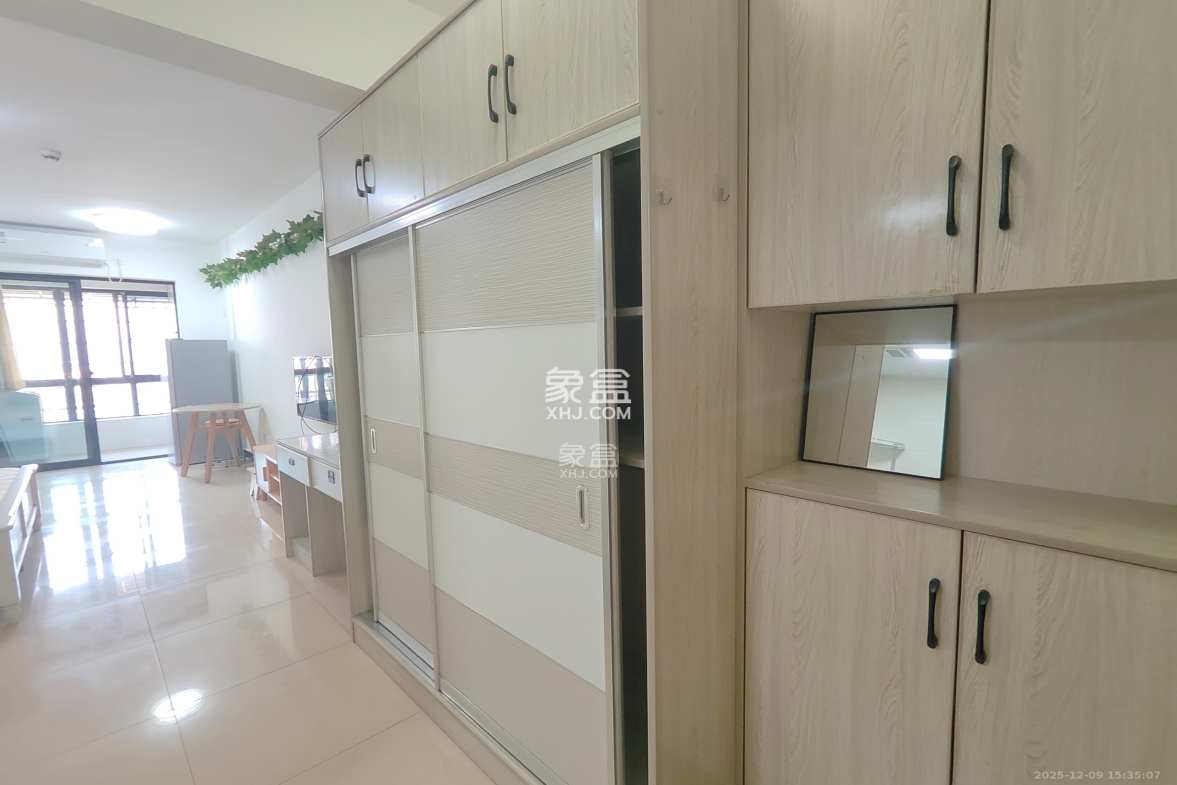 圭塘三小区 1室1厅1卫 1600.0元/月 圭塘三小区 1室1厅1卫 1600.0元/月室内图