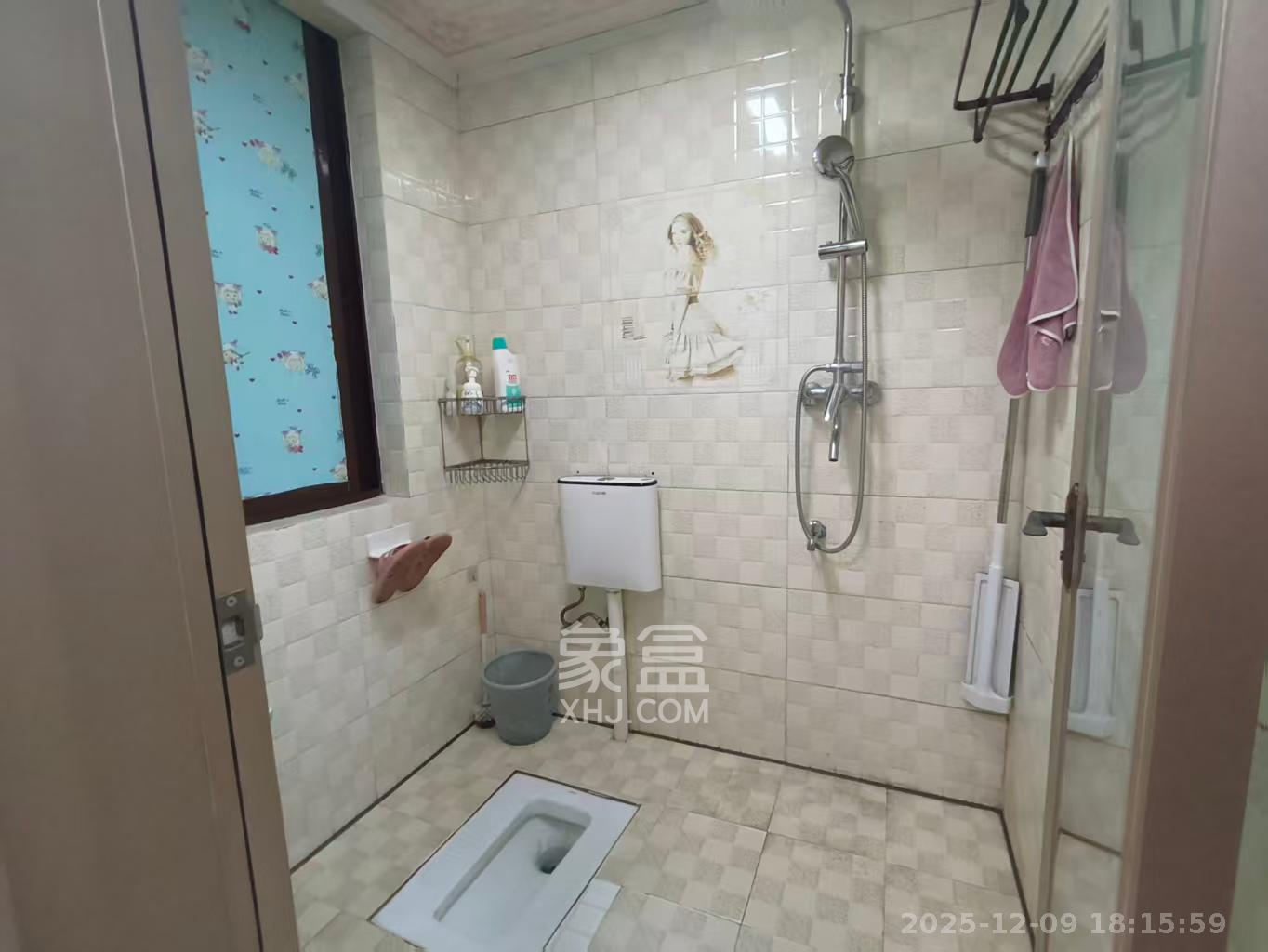 欧莱雅郡  3室2厅1卫    1900.0元/月室内图