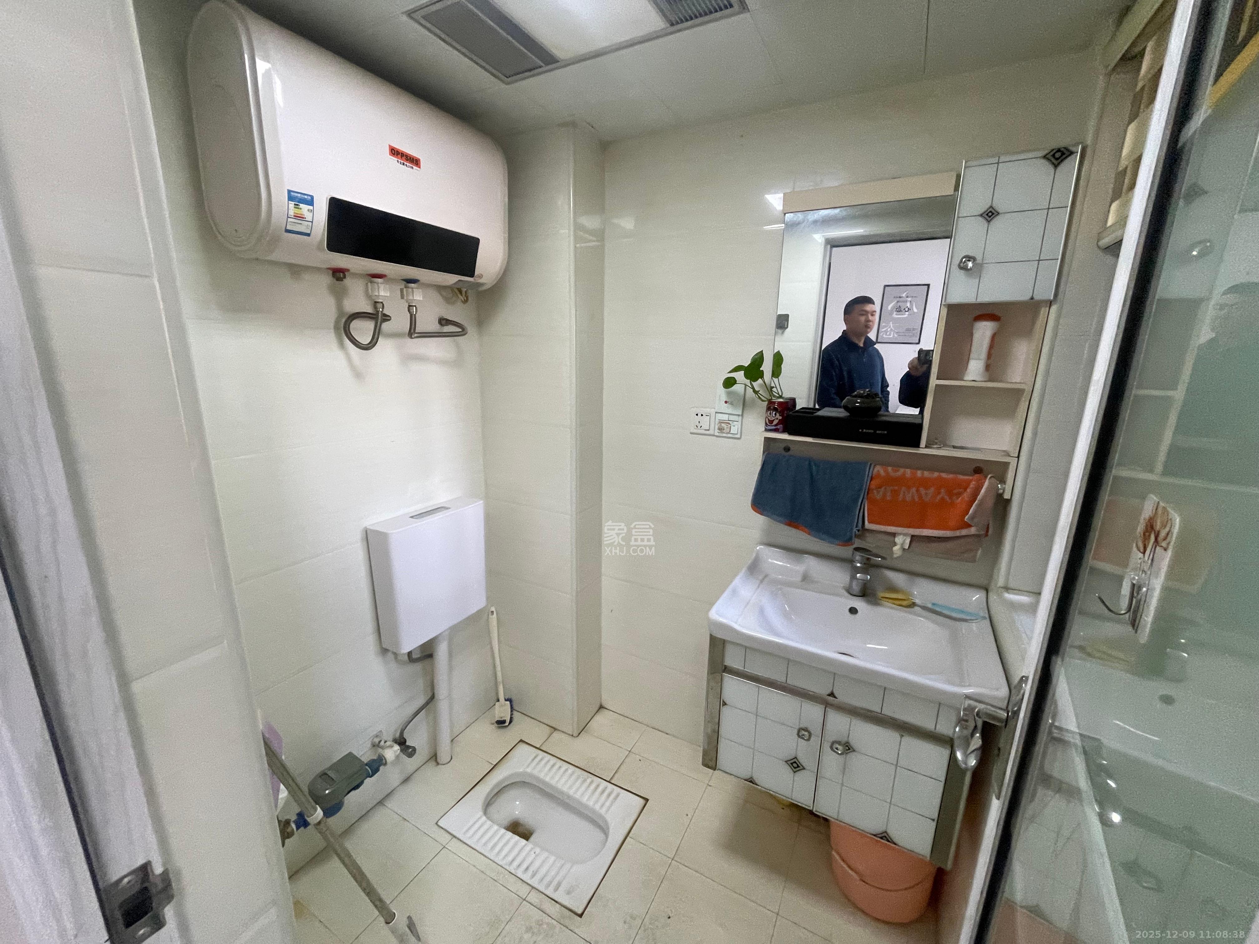 喜地时代广场（中环大厦）   55.18㎡      2000.0元/月室内图