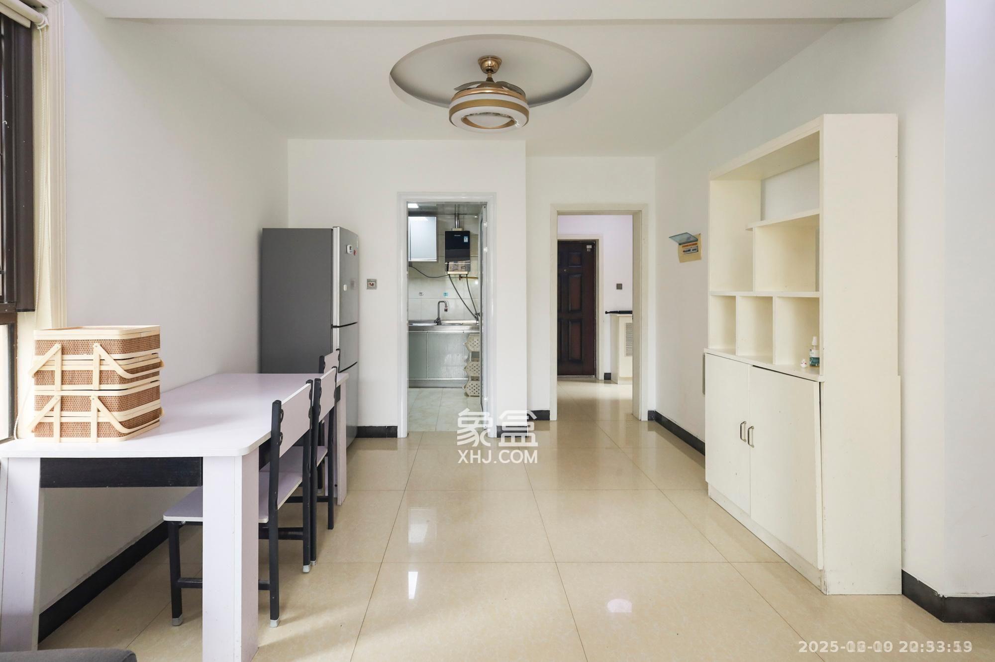 山语城二期 3室2厅1卫 1700.0元/月 山语城二期 3室2厅1卫 1700.0元/月室内图