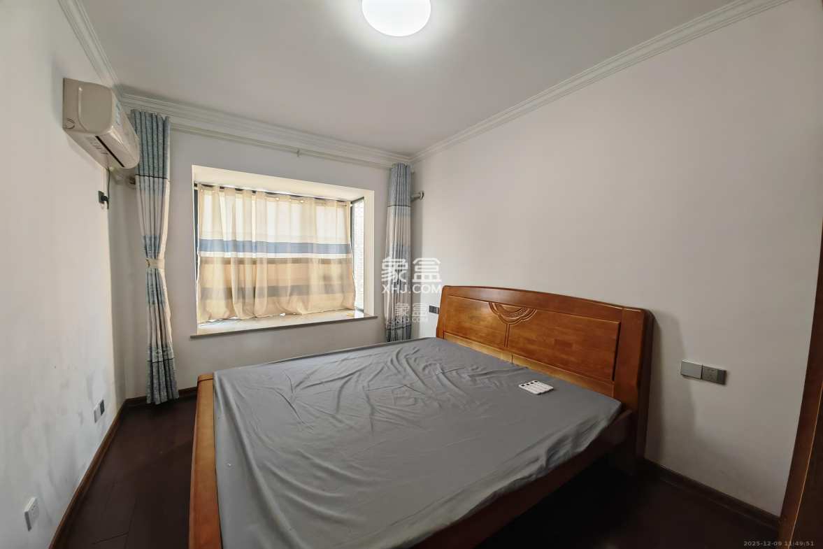 中南国际眼镜城(中伟商业中心) 1室0厅0卫 2600.0元/月 中南国际眼镜城(中伟商业中心) 1室0厅0卫 2600.0元/月室内图