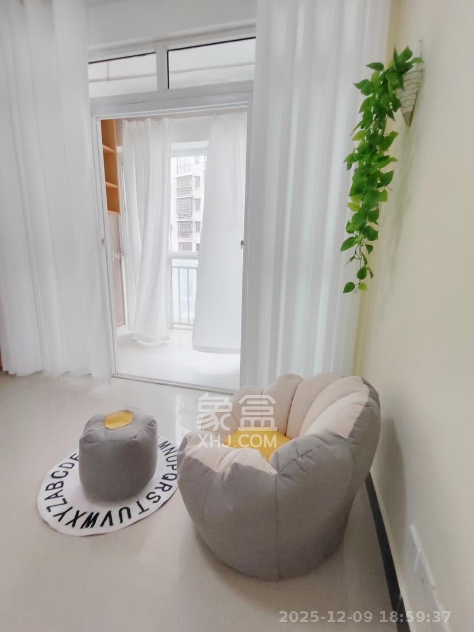 未来现代城 2室2厅1卫 1980.0元/月 未来现代城 2室2厅1卫 1980.0元/月室内图