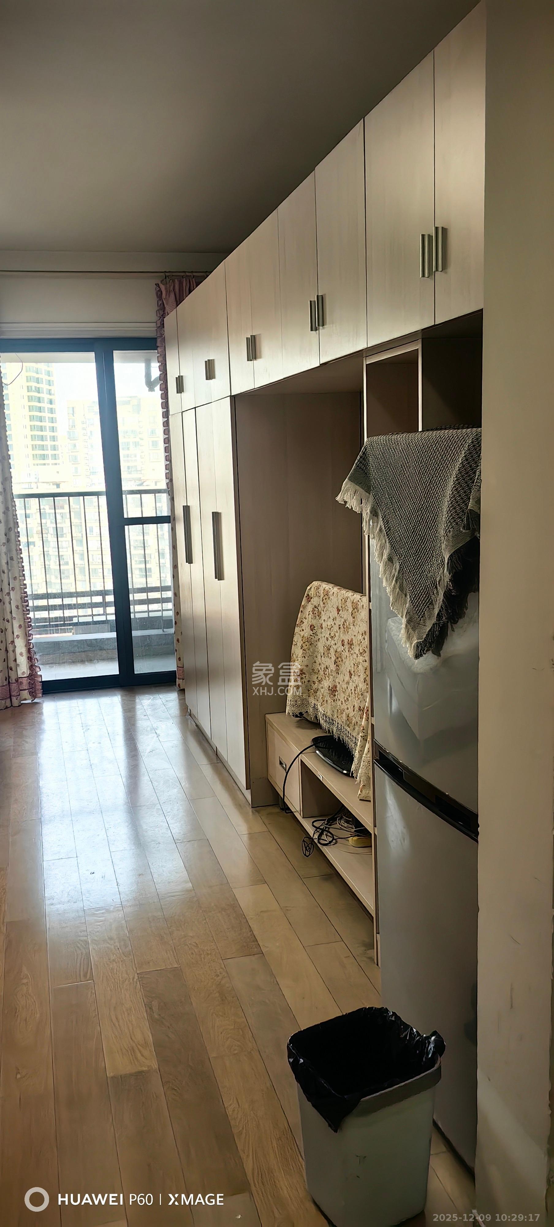 万科金色家园  1室1厅1卫    1500.0元/月室内图