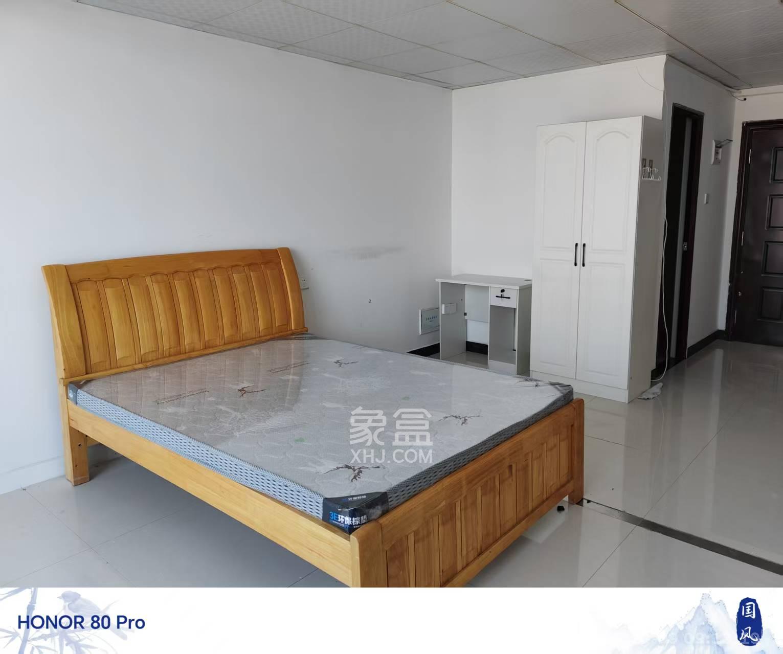 长城华都  1室1厅1卫    1300.0元/月