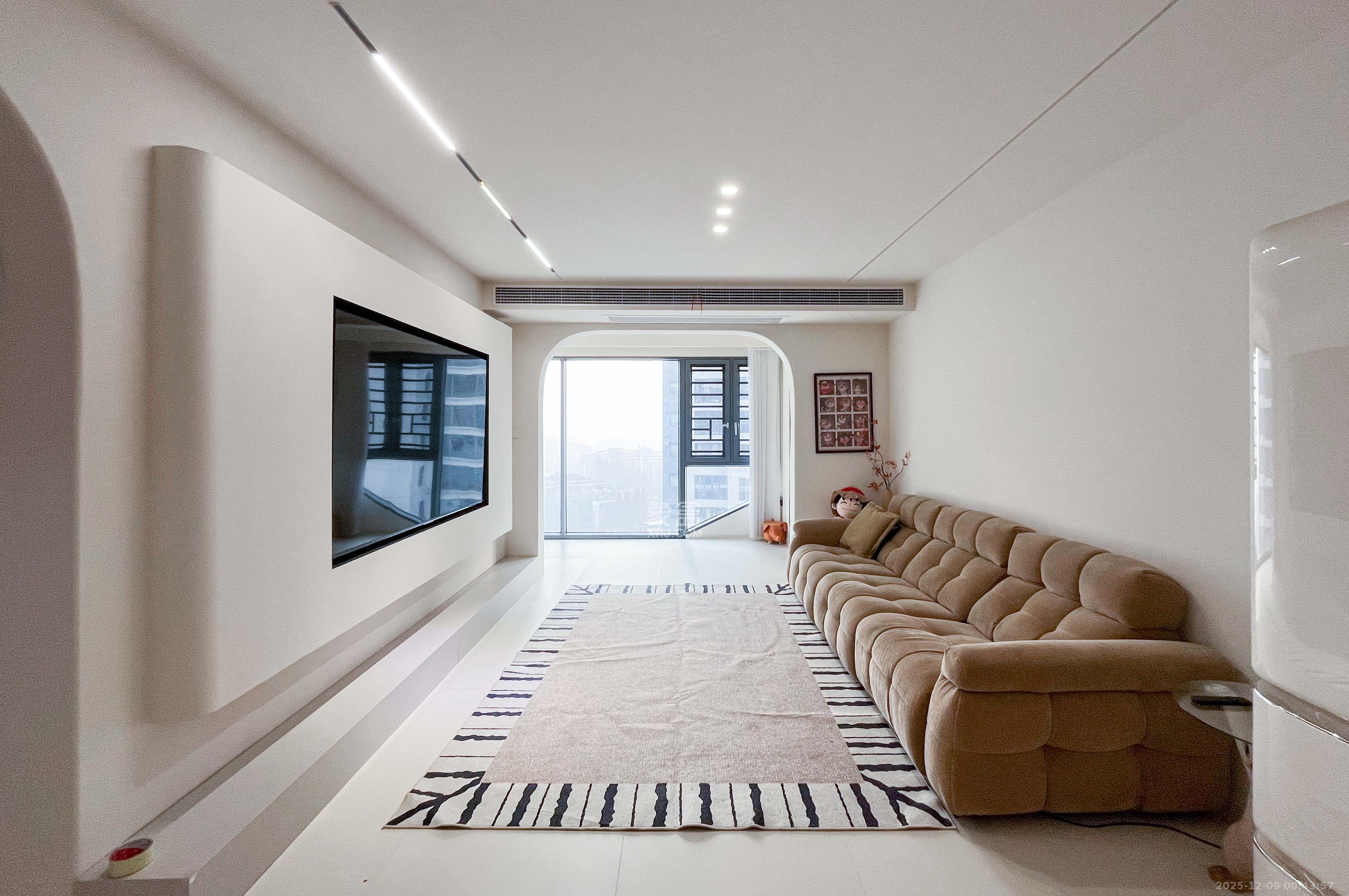 旭辉都会山  3室2厅2卫    180.0万