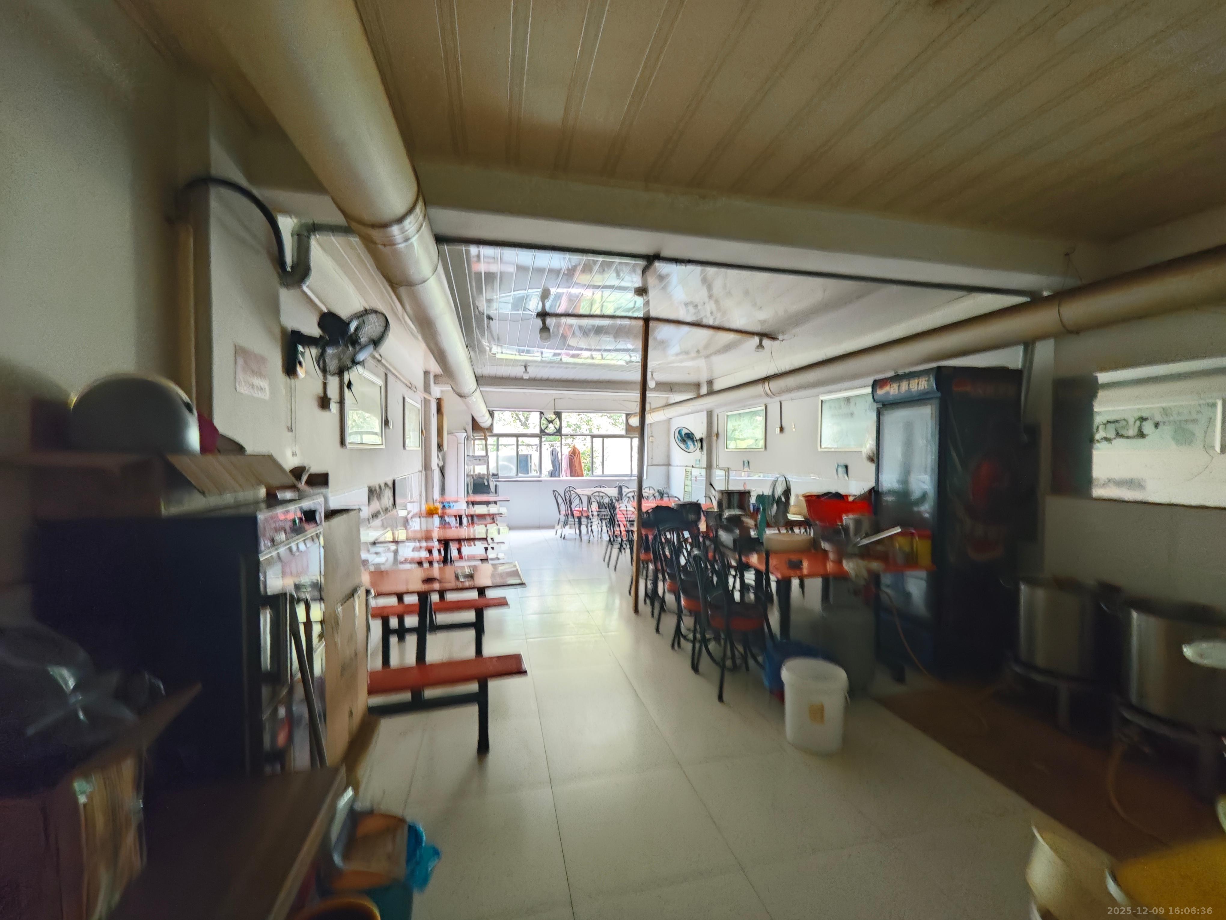 金海岸学生公寓   132.97㎡      15000.0元/月室内图