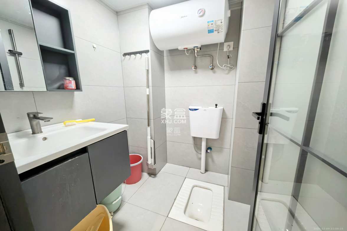 欧亚达国际广场 1室1厅1卫 1500.0元/月 欧亚达国际广场 1室1厅1卫 1500.0元/月室内图