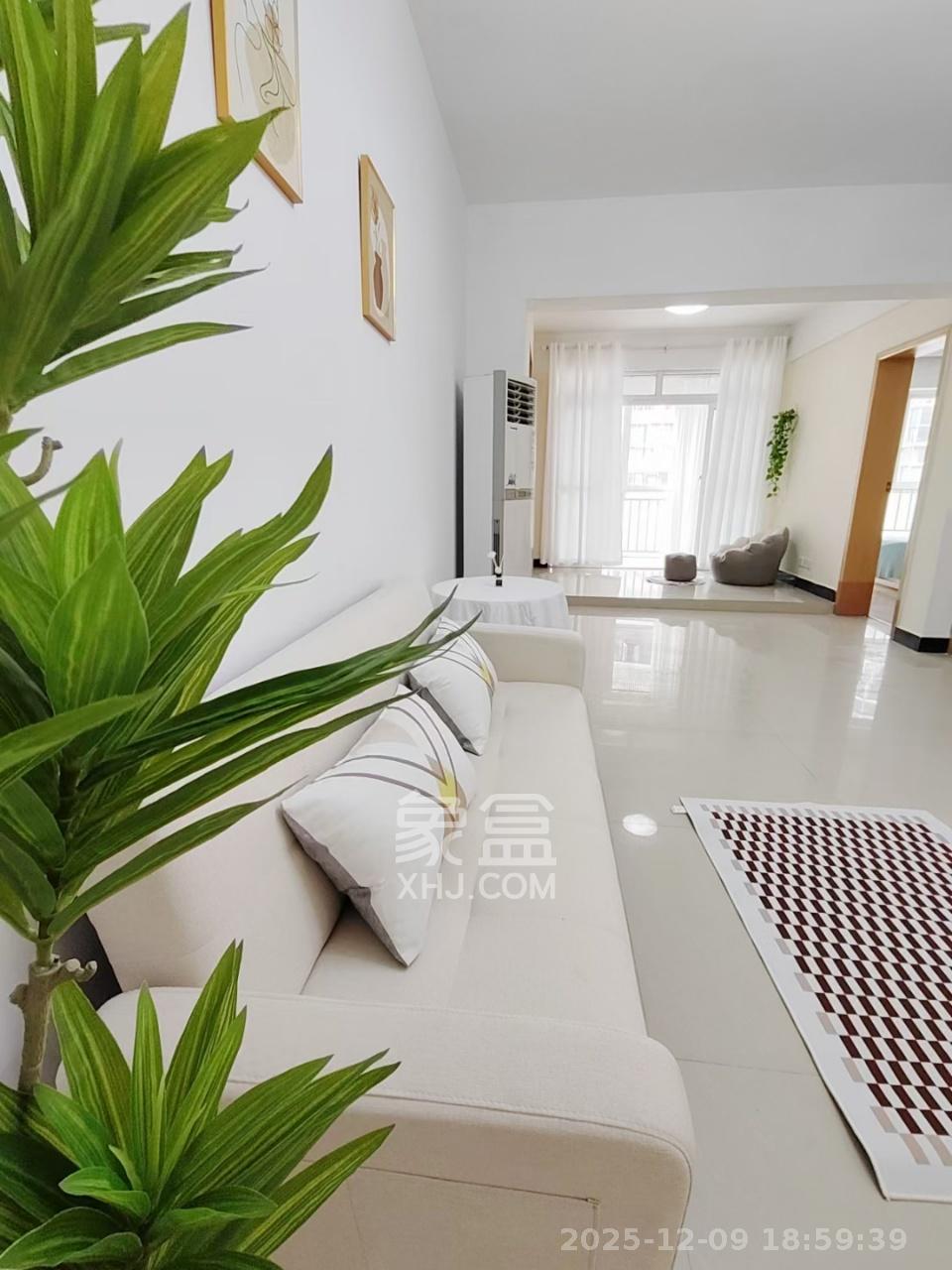 未来现代城  2室2厅1卫    1980.0元/月室内图