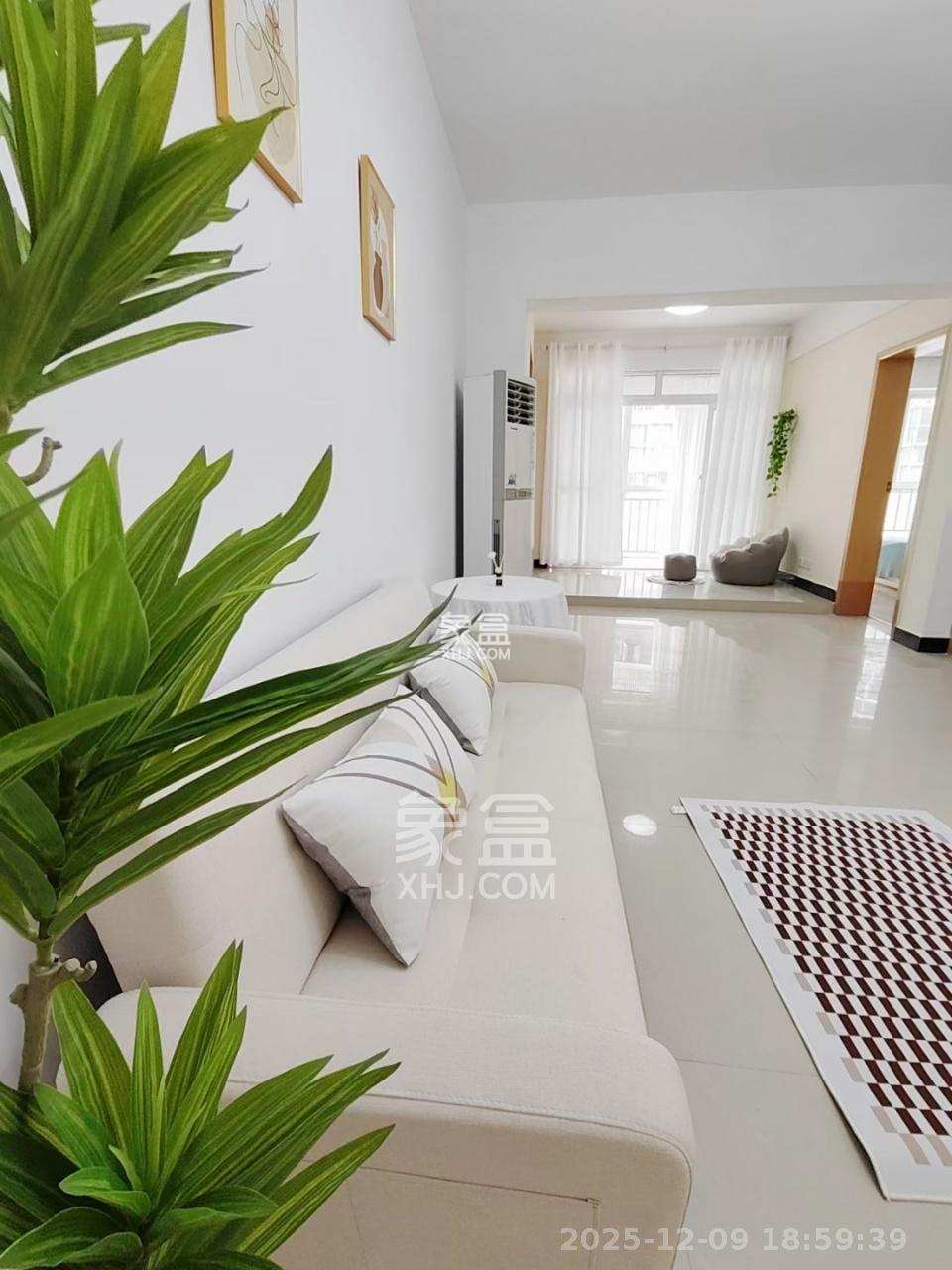 未来现代城 2室2厅1卫 1980.0元/月 未来现代城 2室2厅1卫 1980.0元/月室内图