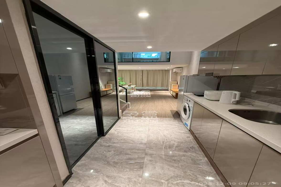 中一鲲出(鲲鹏府) 2室2厅1卫 2300.0元/月 中一鲲出(鲲鹏府) 2室2厅1卫 2300.0元/月室内图