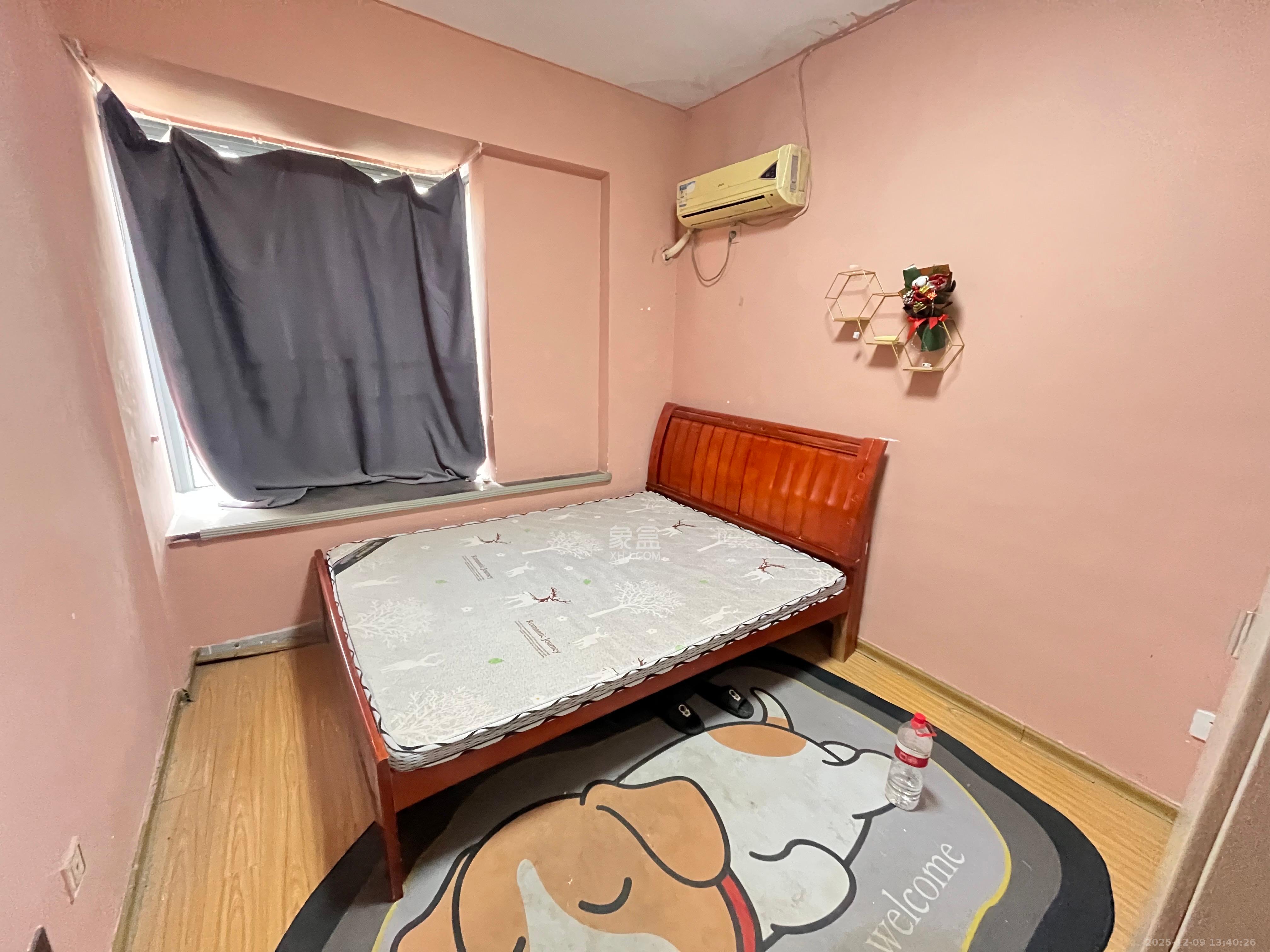 欧园  1室1厅1卫    1700.0元/月