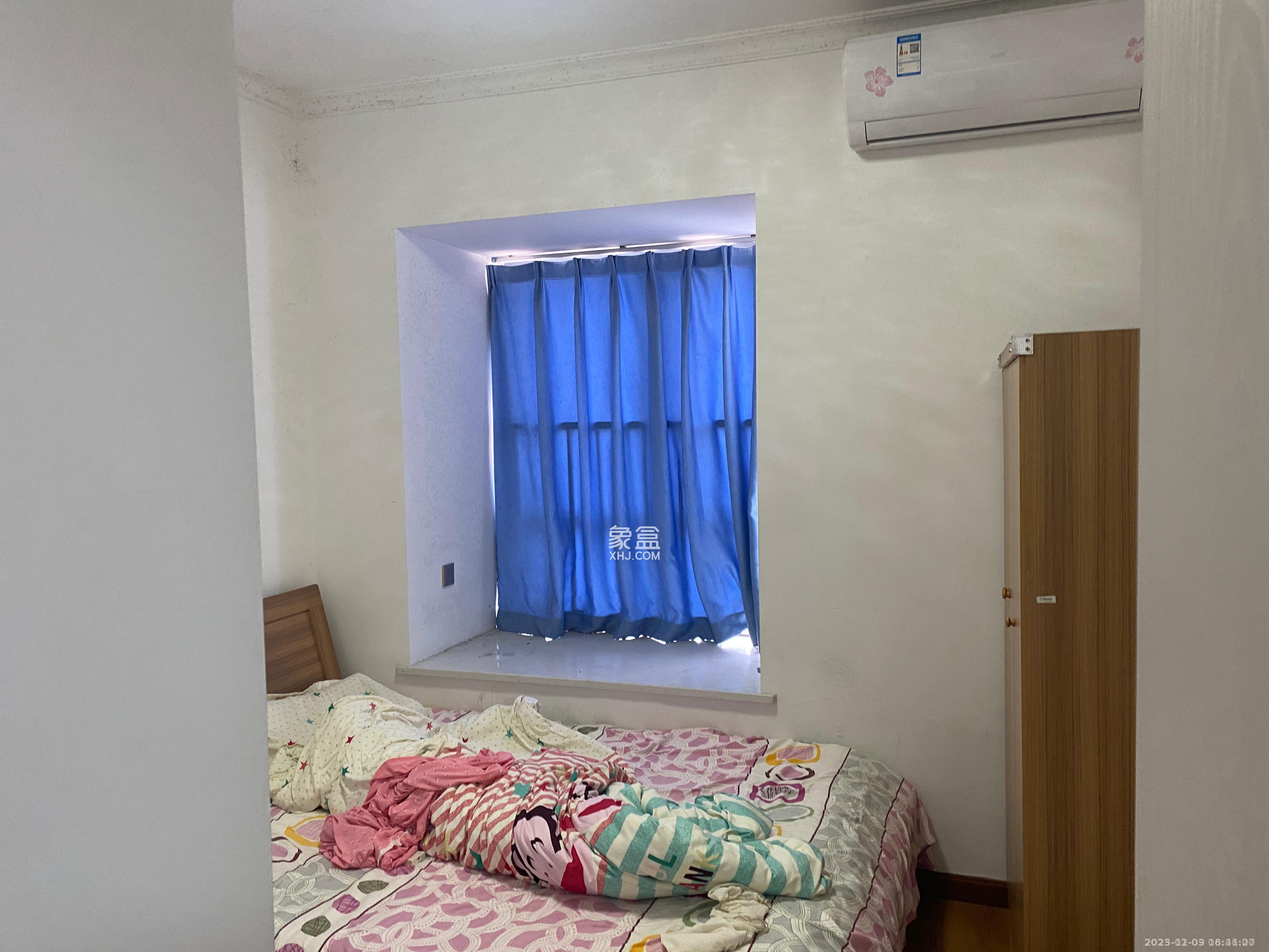 中交里城  2室2厅1卫    2300.0元/月