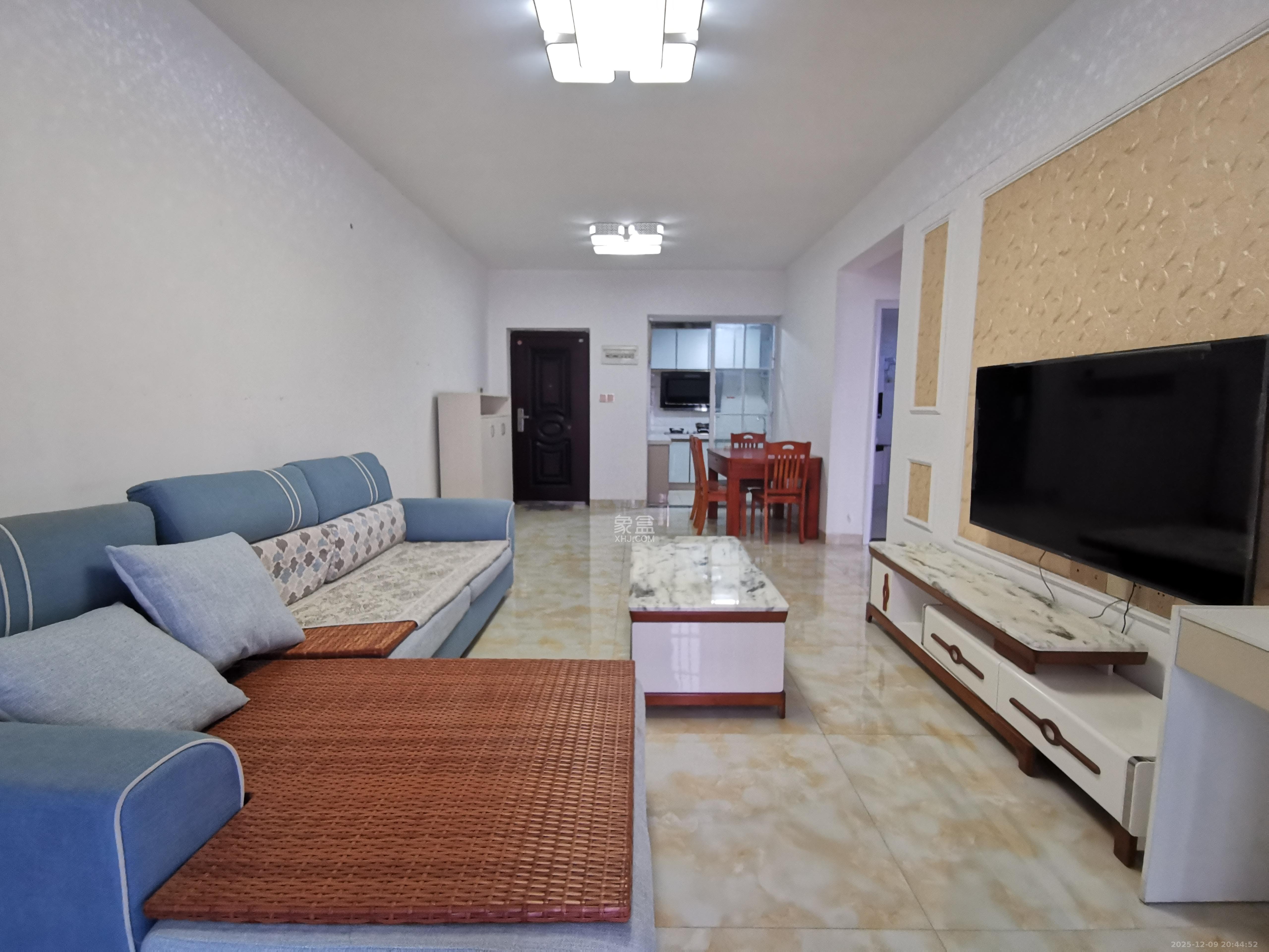 德惠雅苑（众星湘港公馆）  2室2厅1卫    2000.0元/月