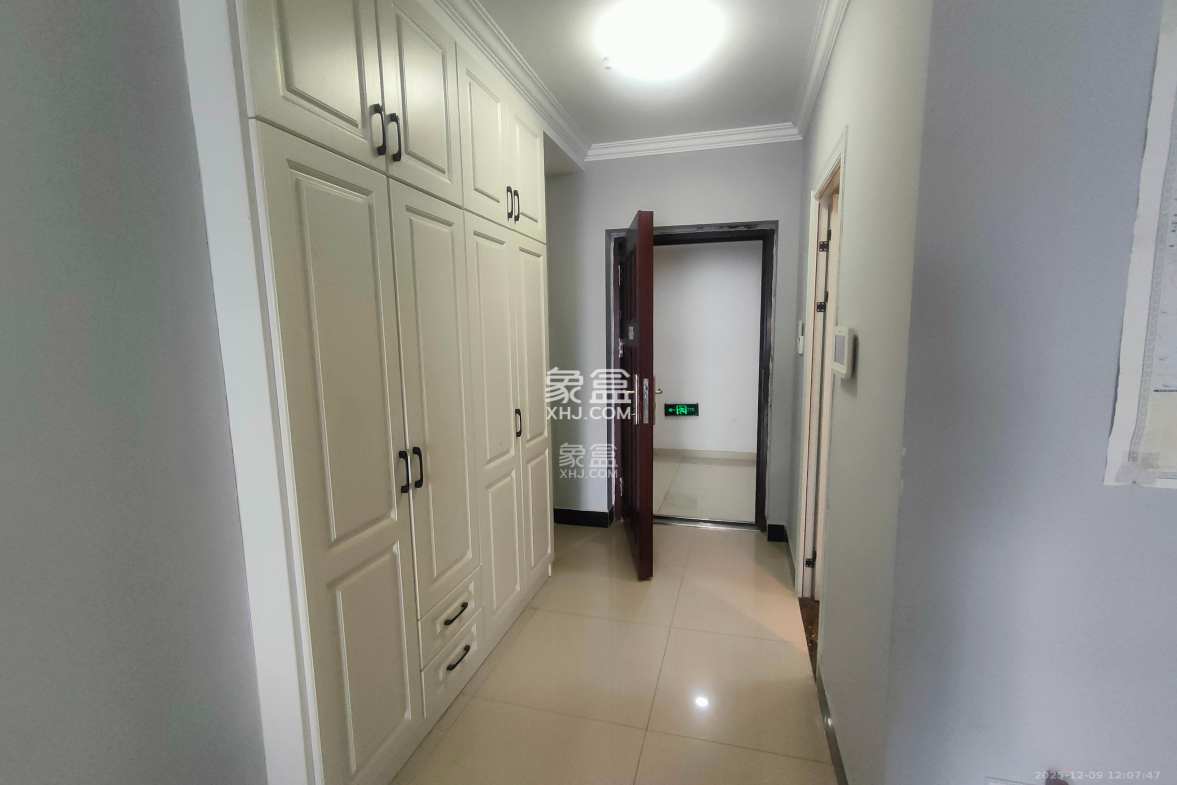 明发国际城 1室1厅1卫 1300.0元/月 明发国际城 1室1厅1卫 1300.0元/月室内图