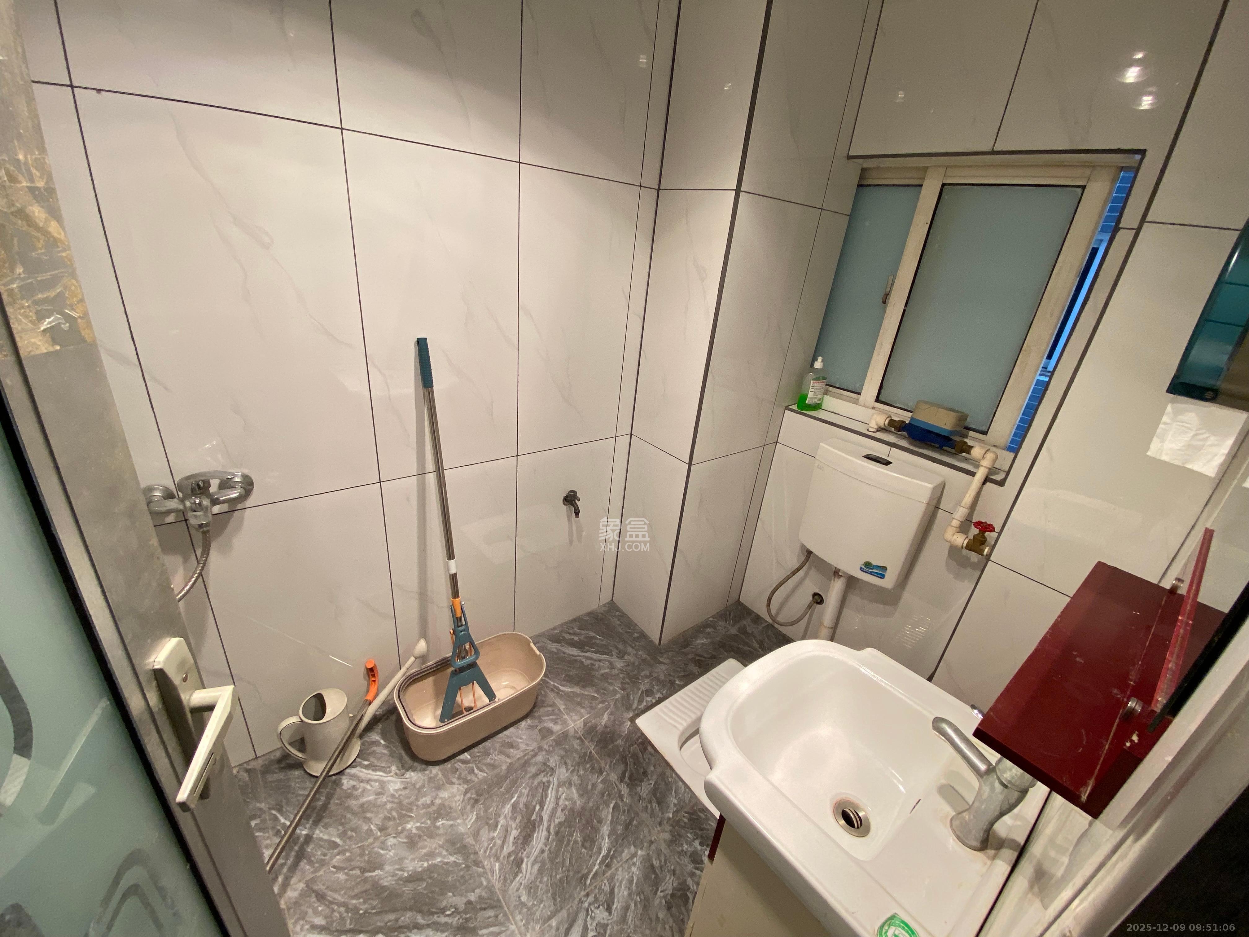 城市动力  2室1厅1卫    2200.0元/月室内图