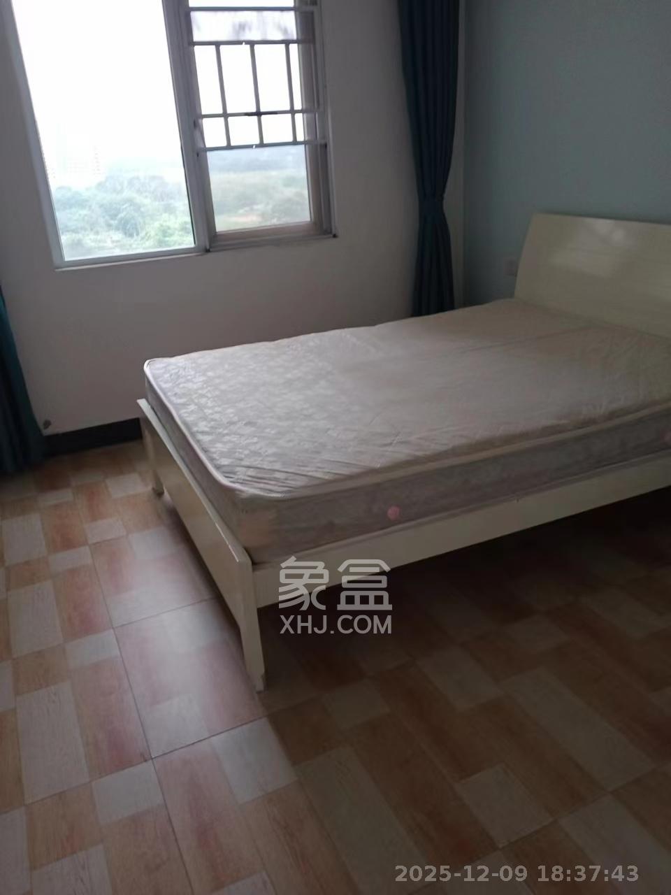 荷韵园 3室2厅2卫 1500.0元/月 荷韵园 3室2厅2卫 1500.0元/月室内图