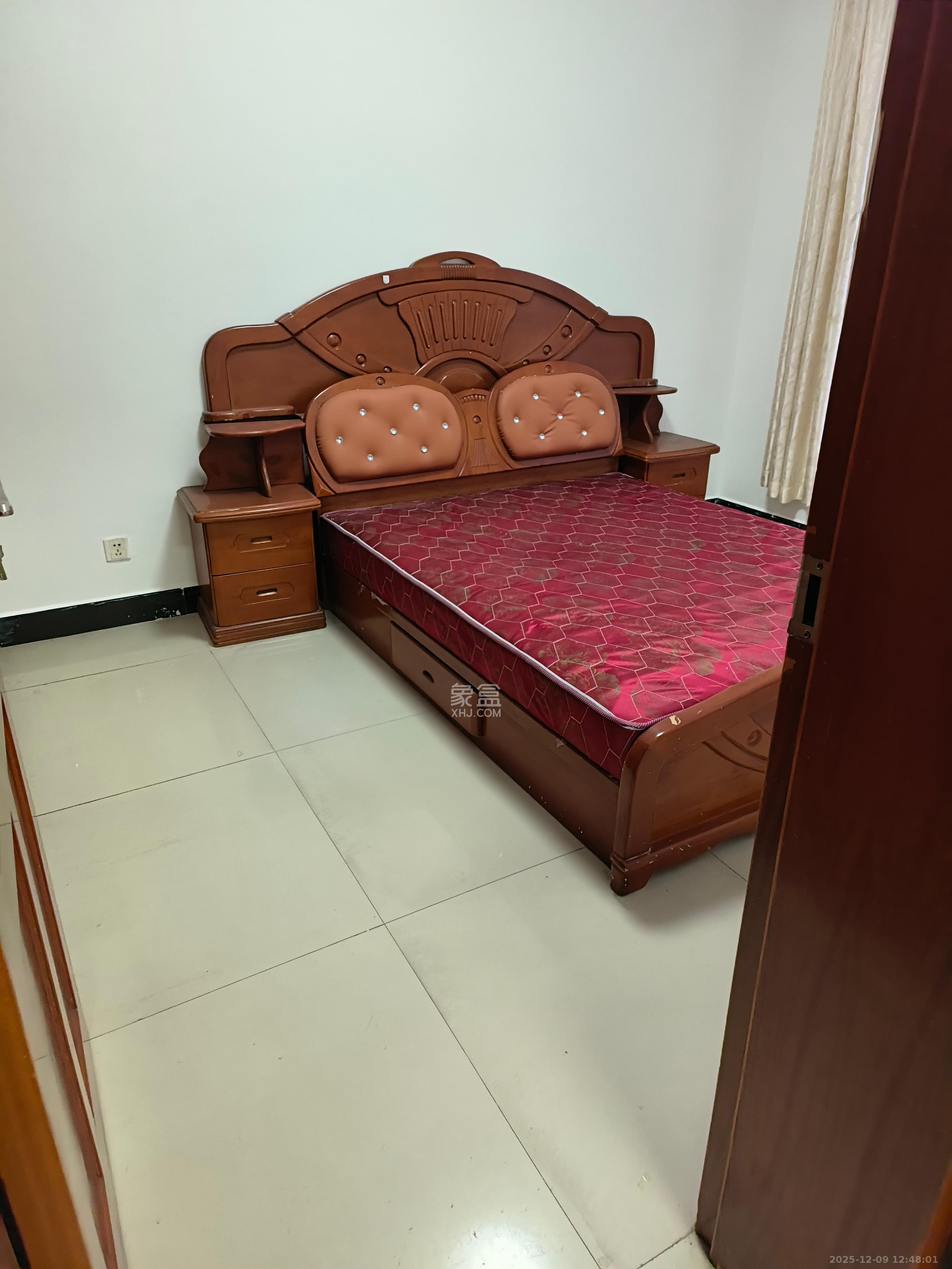 向阳湖安置小区  1室0厅0卫    2600.0元/月室内图