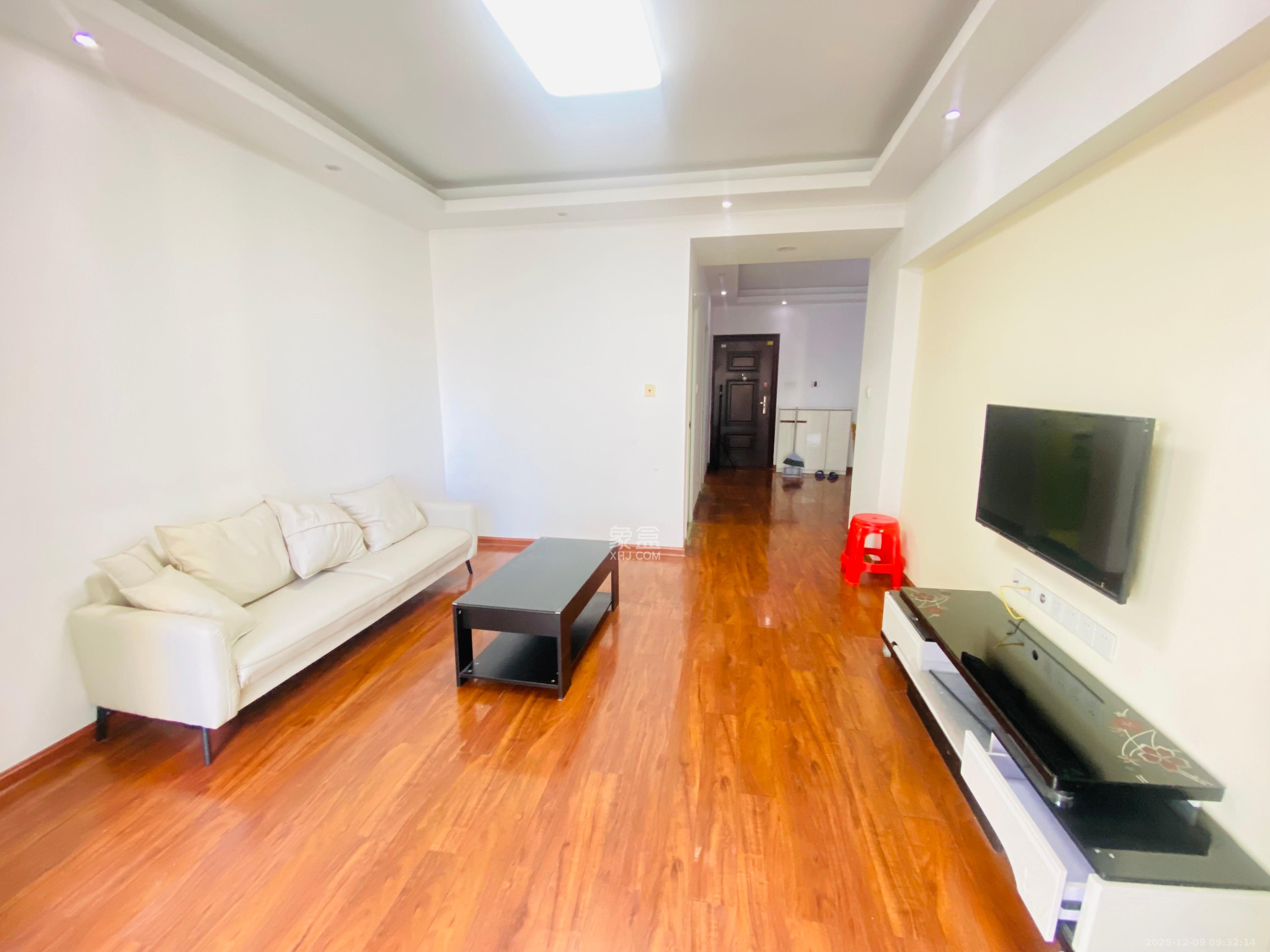 奥克斯广场 3室2厅1卫 2700.0元/月 奥克斯广场 3室2厅1卫 2700.0元/月室内图