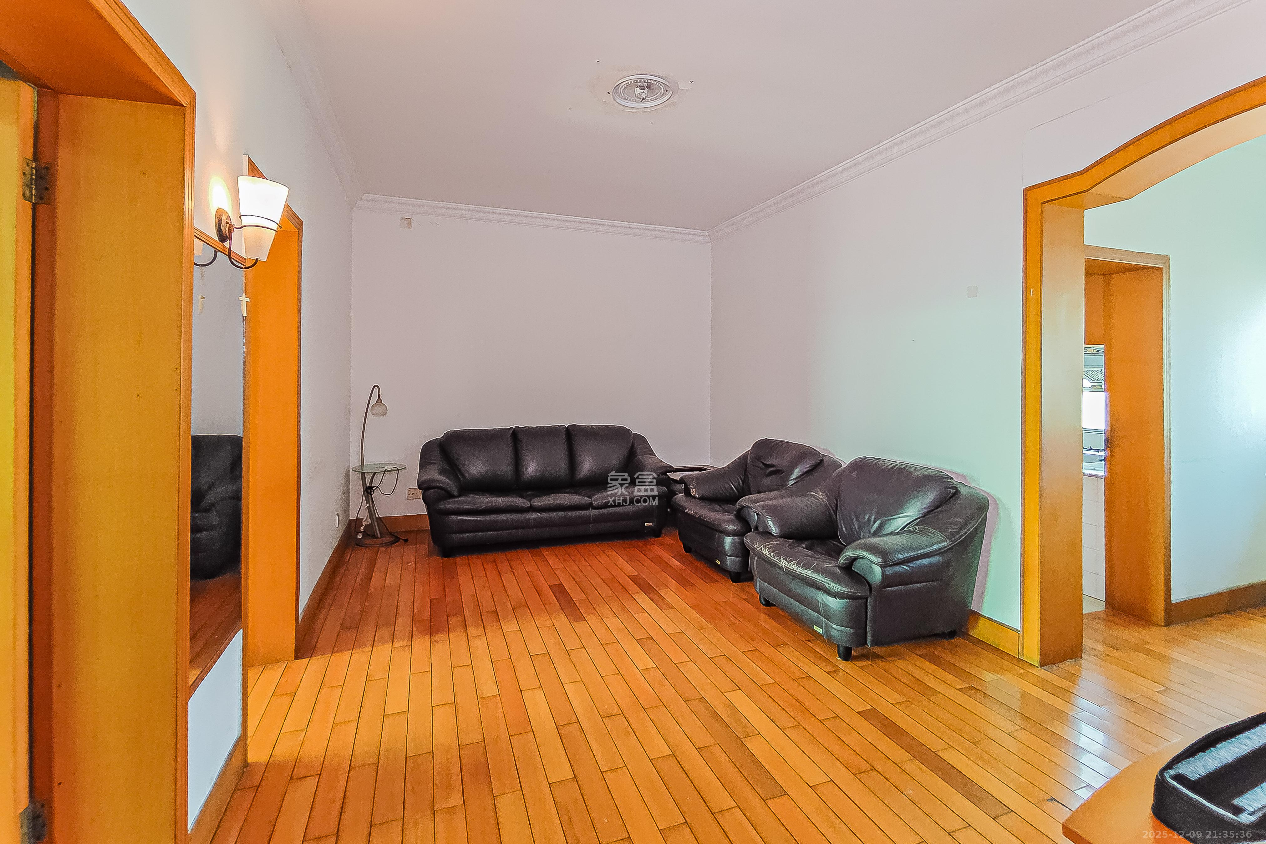 东瓜山一村送变电小区  2室2厅1卫    42.0万