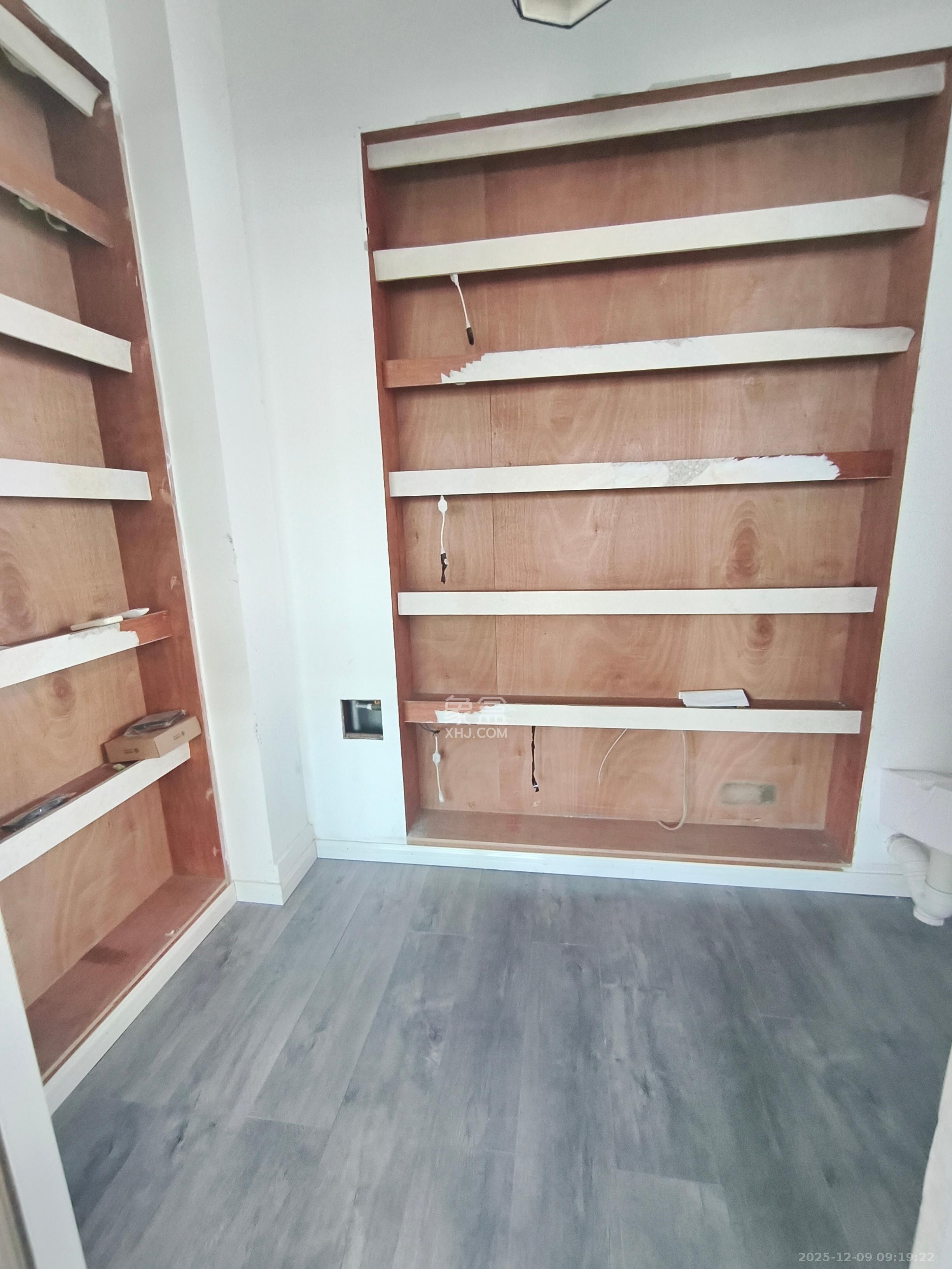 长房八方里（长房公园里）   60.0㎡      2000.0元/月室内图