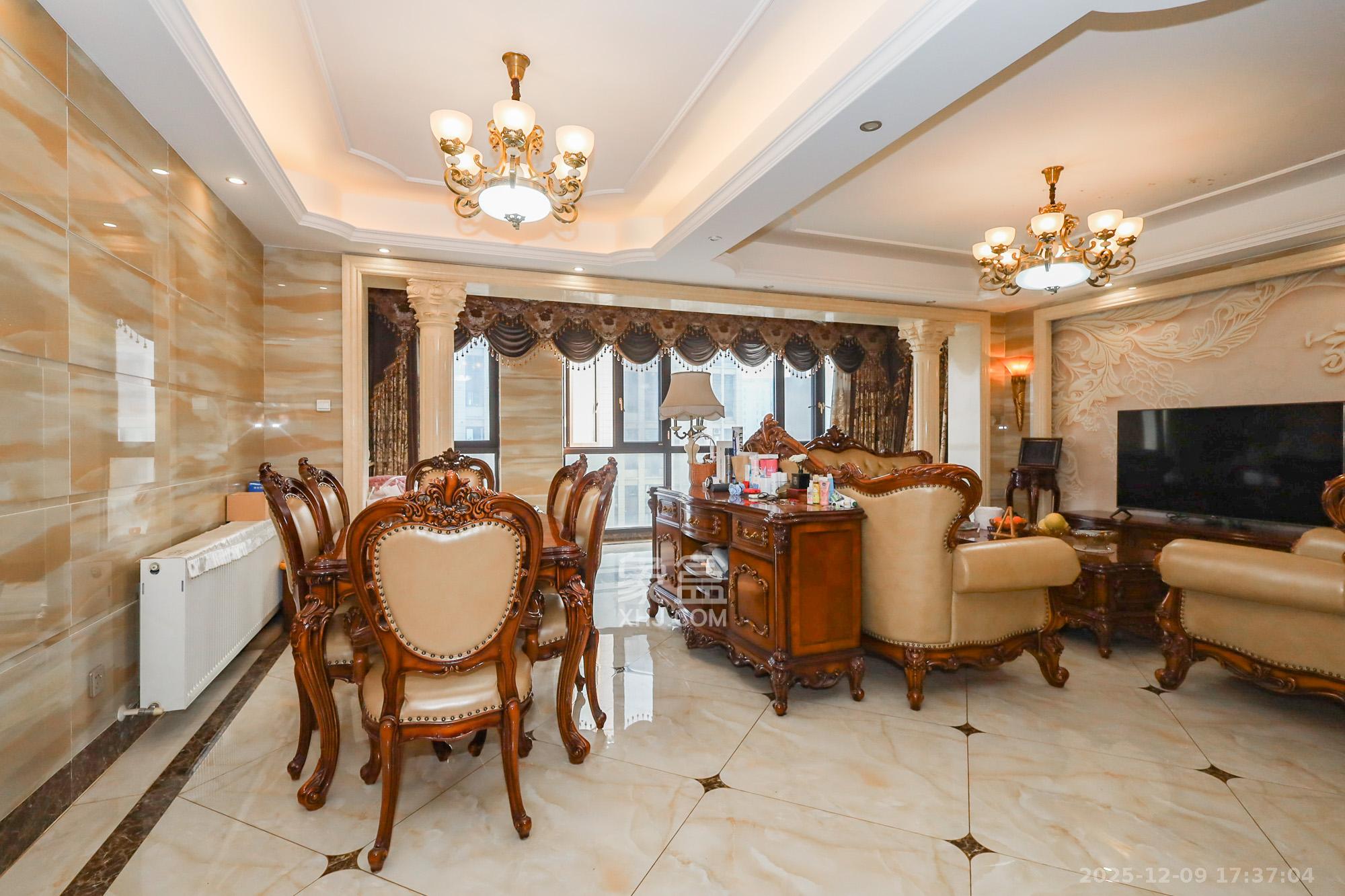 南山雍江汇（滨江国际新城）  4室2厅2卫    238.0万