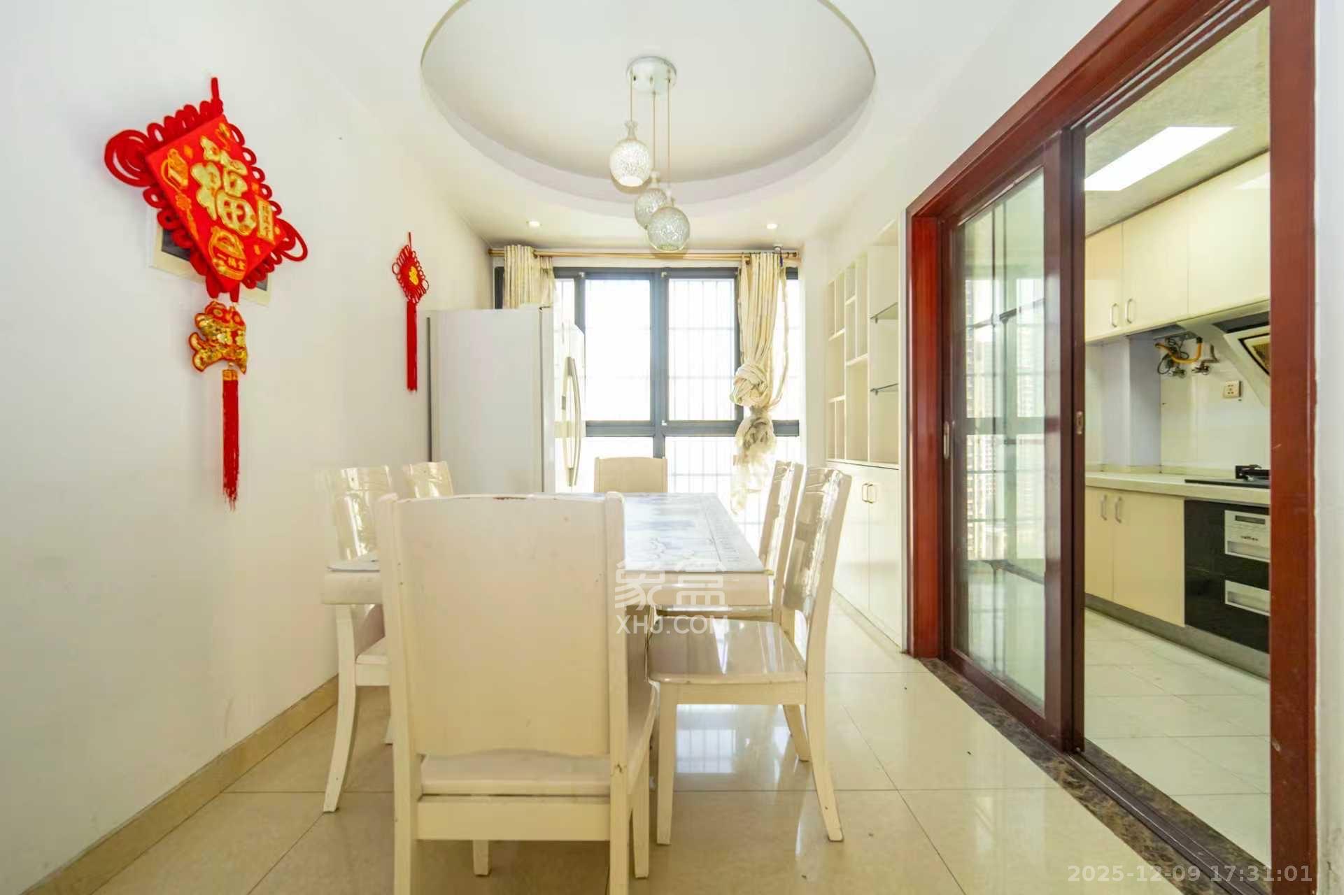 庄园心伽泊  3室2厅1卫    1800.0元/月室内图