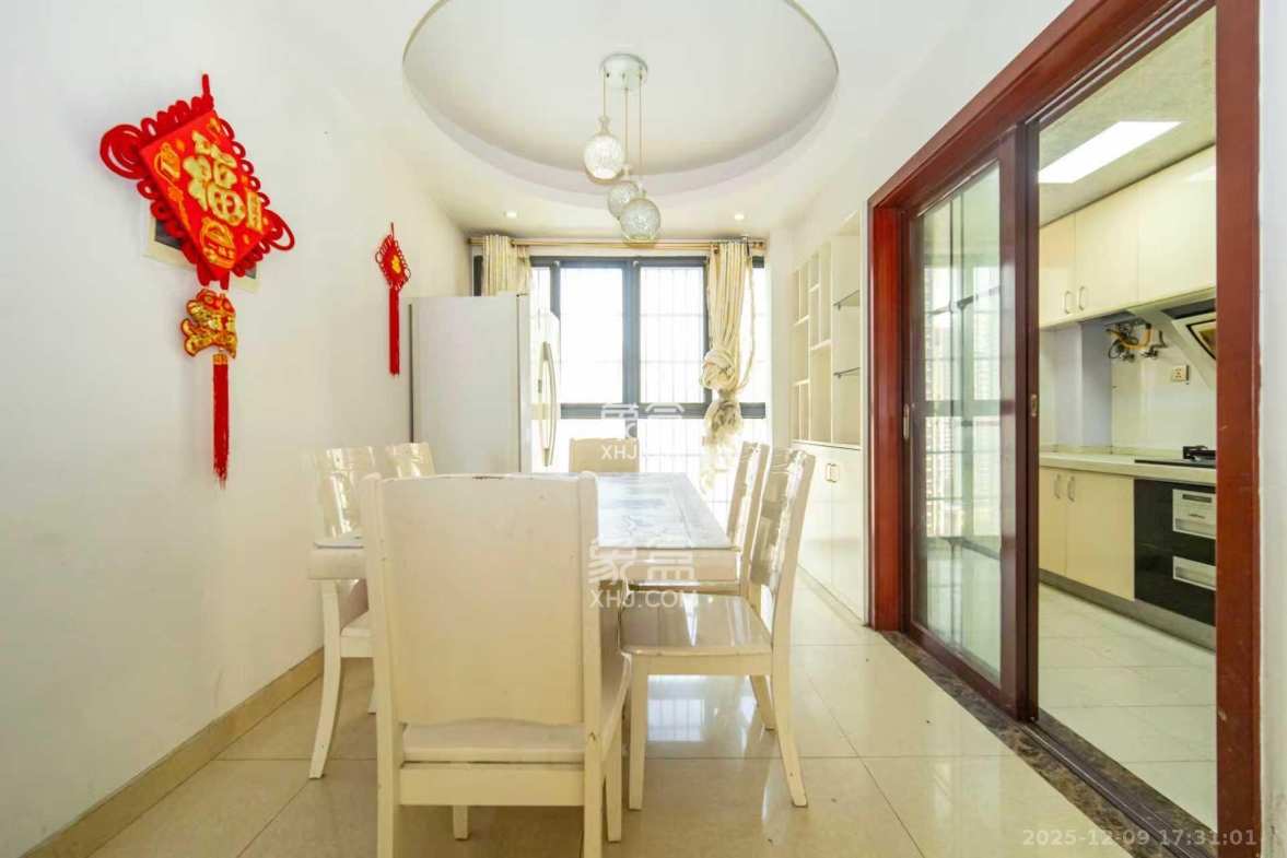 庄园心伽泊 3室2厅1卫 1800.0元/月 庄园心伽泊 3室2厅1卫 1800.0元/月室内图