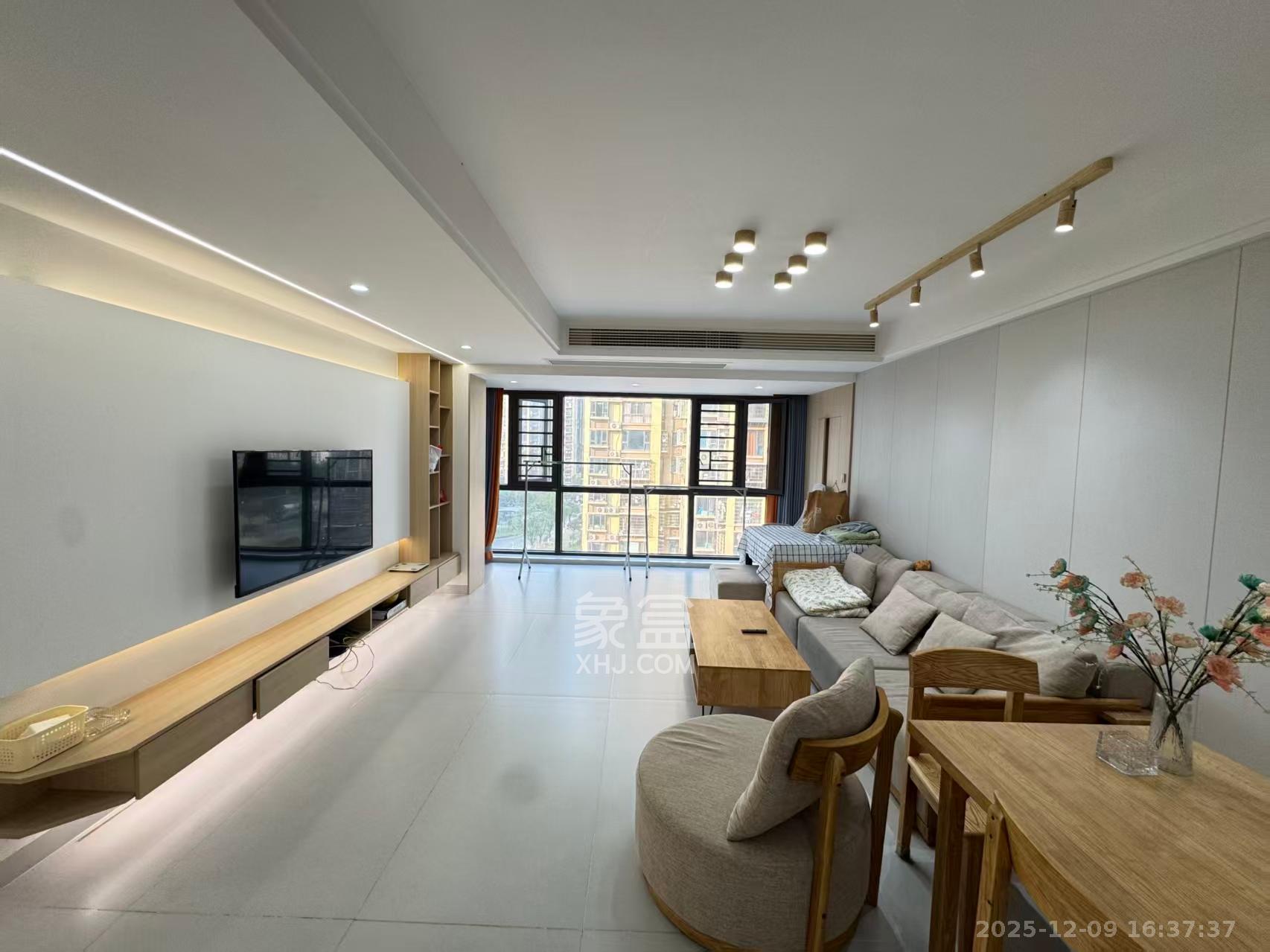 和润园三期  4室1厅2卫    3600.0元/月