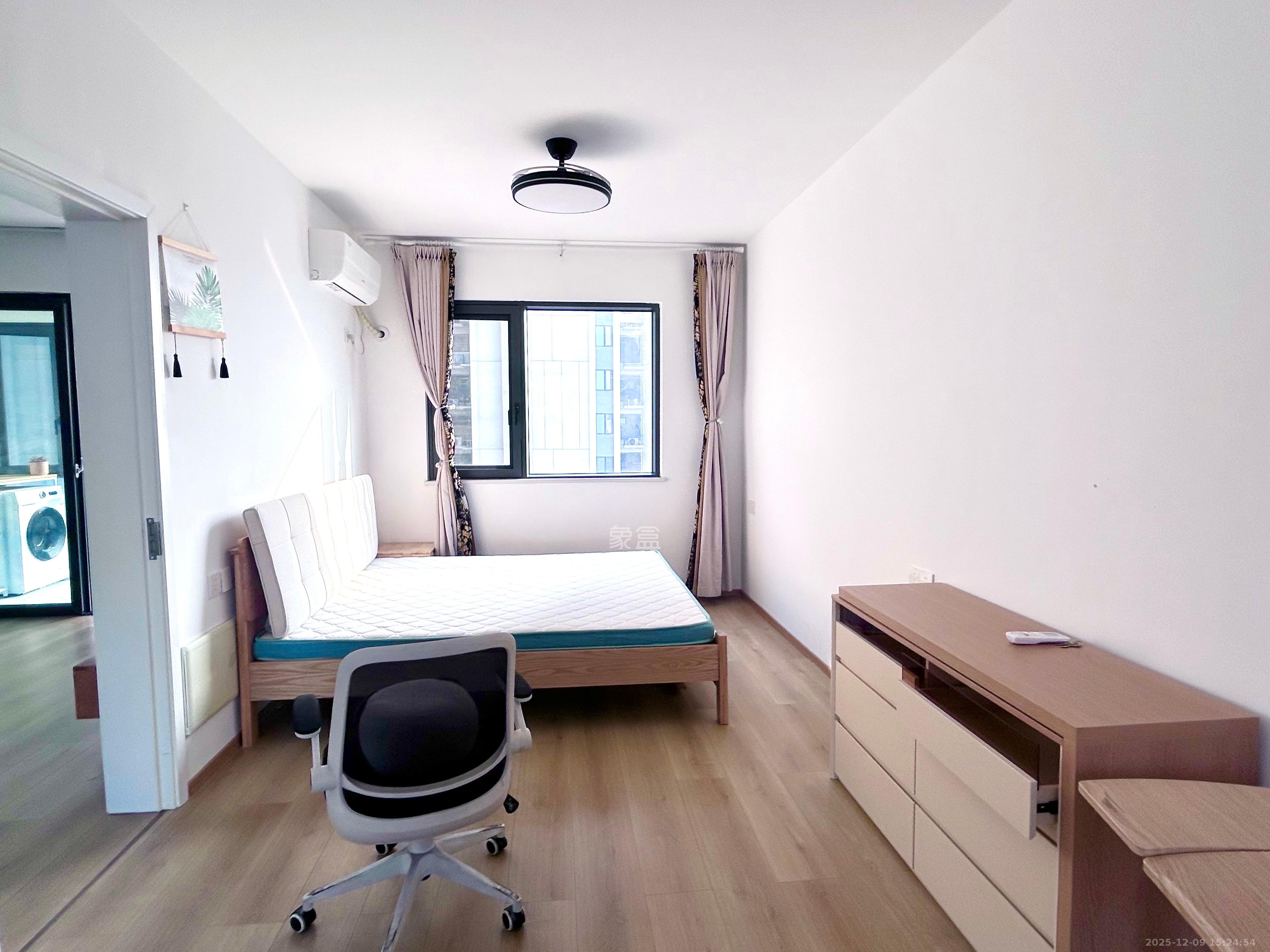 旭日嘉苑 2室1厅1卫 2300.0元/月 旭日嘉苑 2室1厅1卫 2300.0元/月室内图