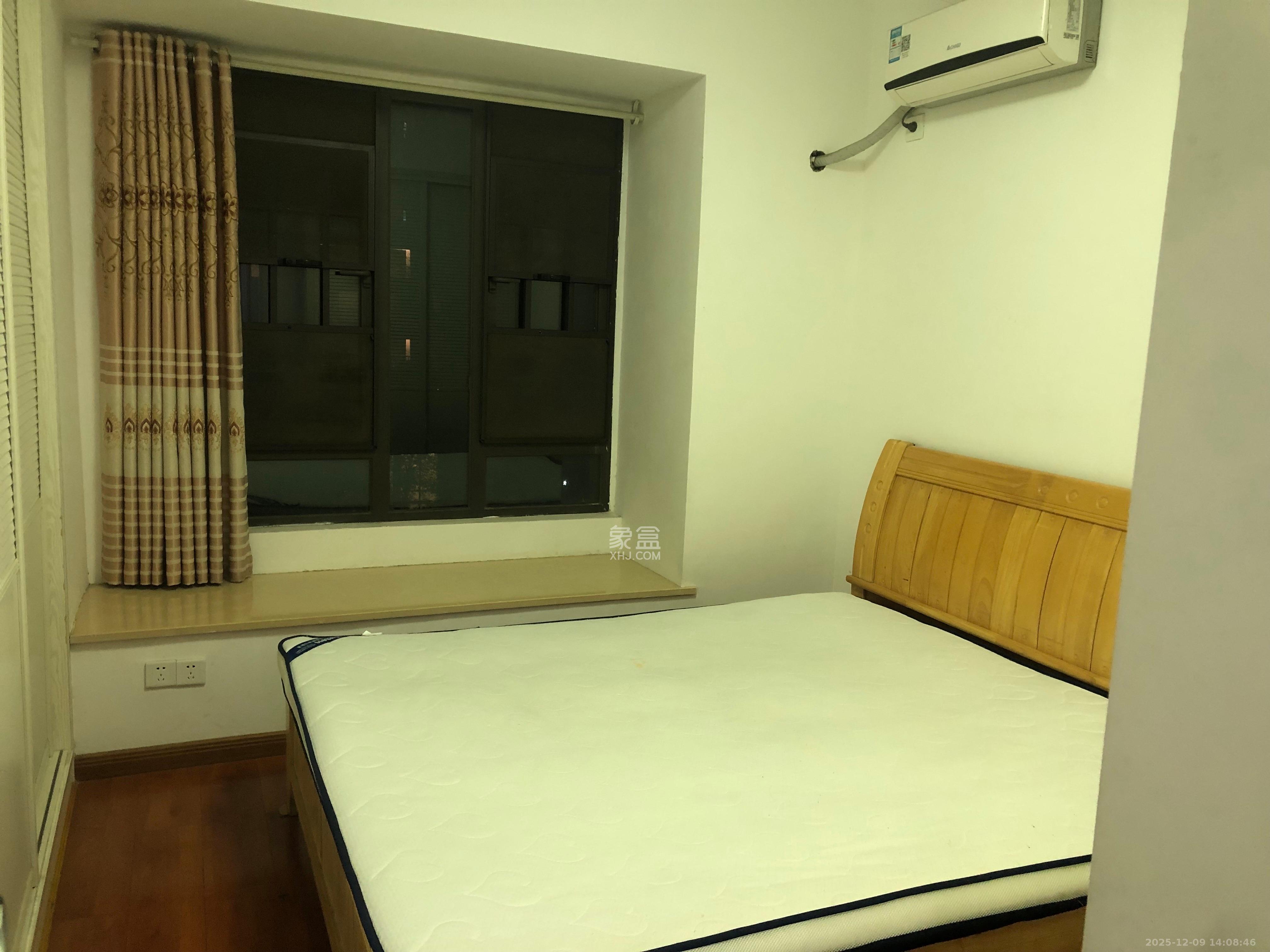 阳光城尚东湾青云苑  2室1厅1卫    2000.0元/月室内图