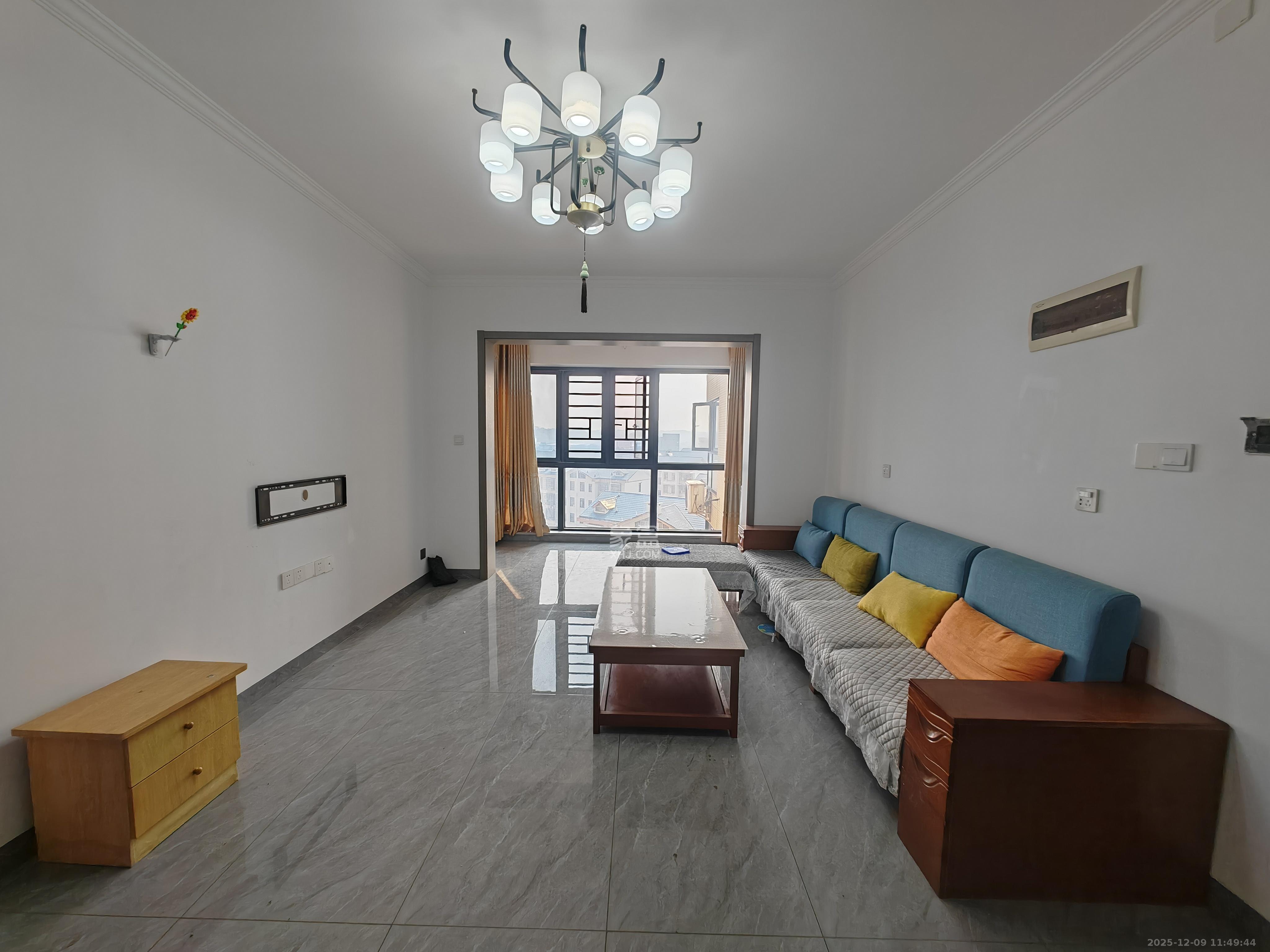 中南国际眼镜城(中伟商业中心) 1室0厅0卫 2600.0元/月 中南国际眼镜城(中伟商业中心) 1室0厅0卫 2600.0元/月室内图