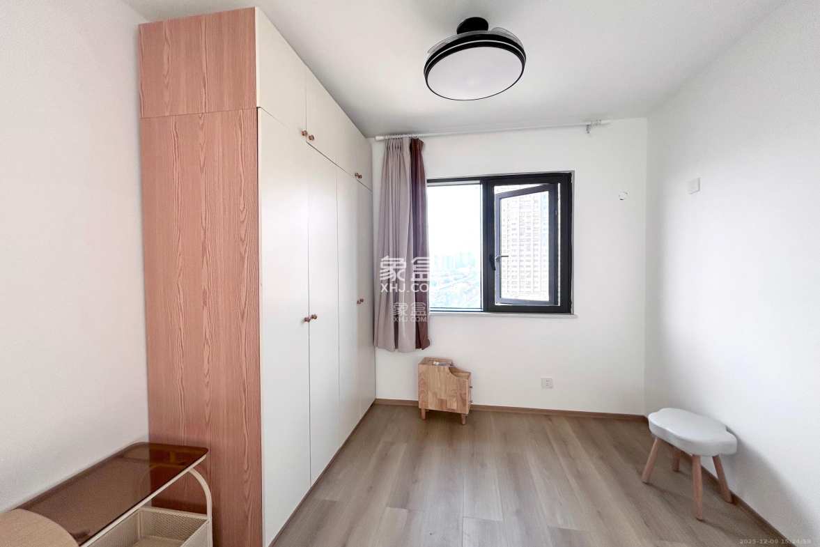 旭日嘉苑 2室1厅1卫 2300.0元/月 旭日嘉苑 2室1厅1卫 2300.0元/月室内图