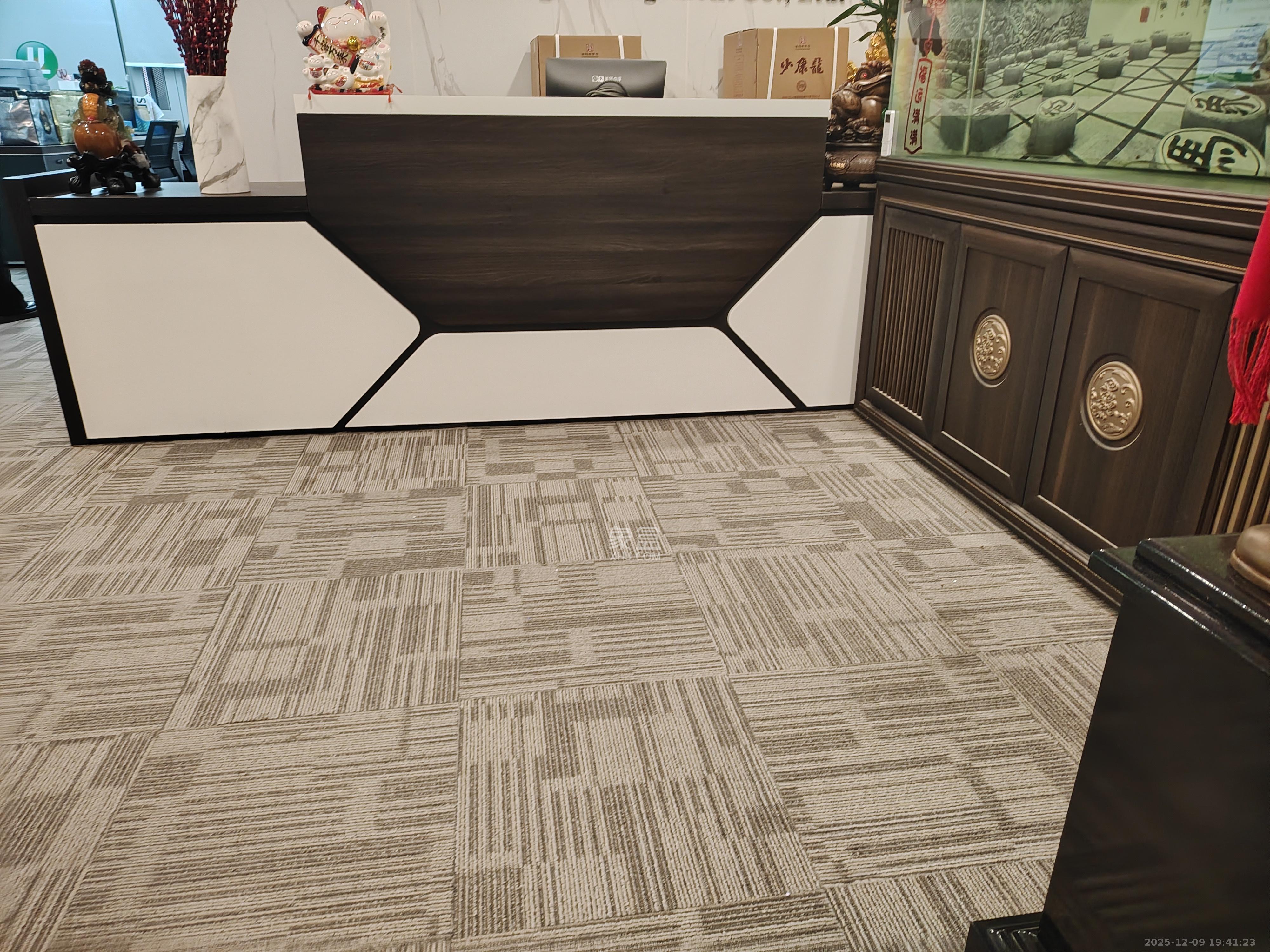 楷林国际   256.0㎡      14500.0元/月