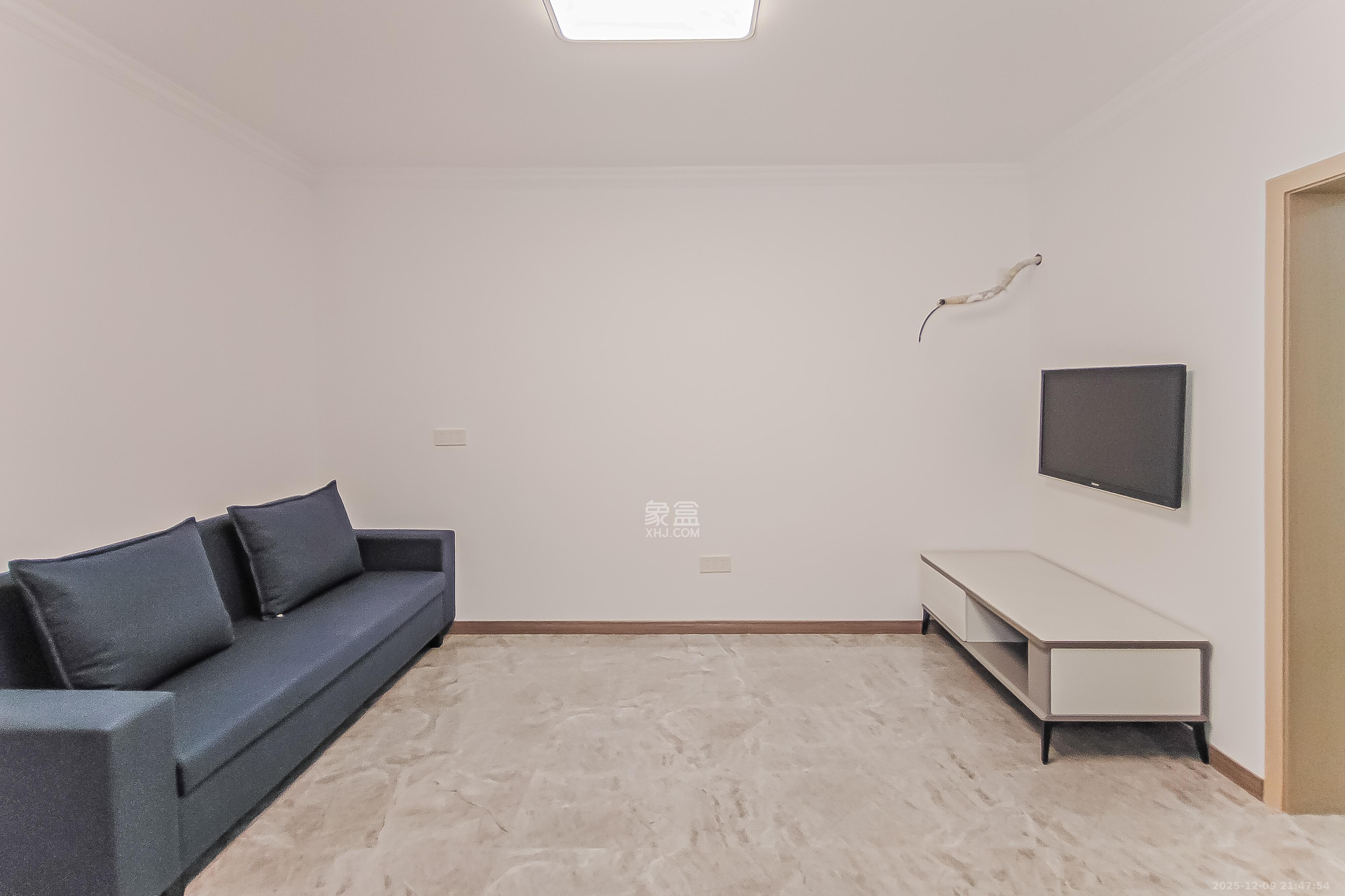 长郡花园  2室1厅1卫    74.8万