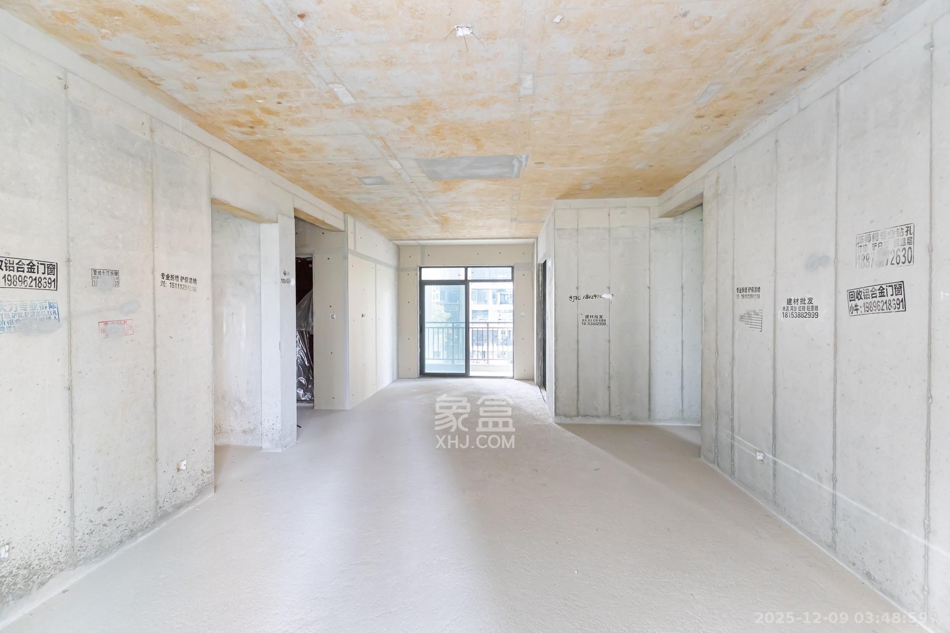 润和湘江天地E区  4室2厅3卫    170.0万