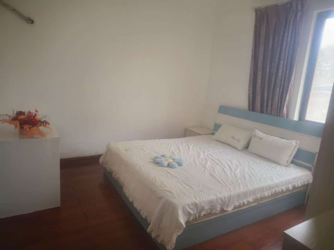 康吉苑  2室1厅1卫    2300.0元/月