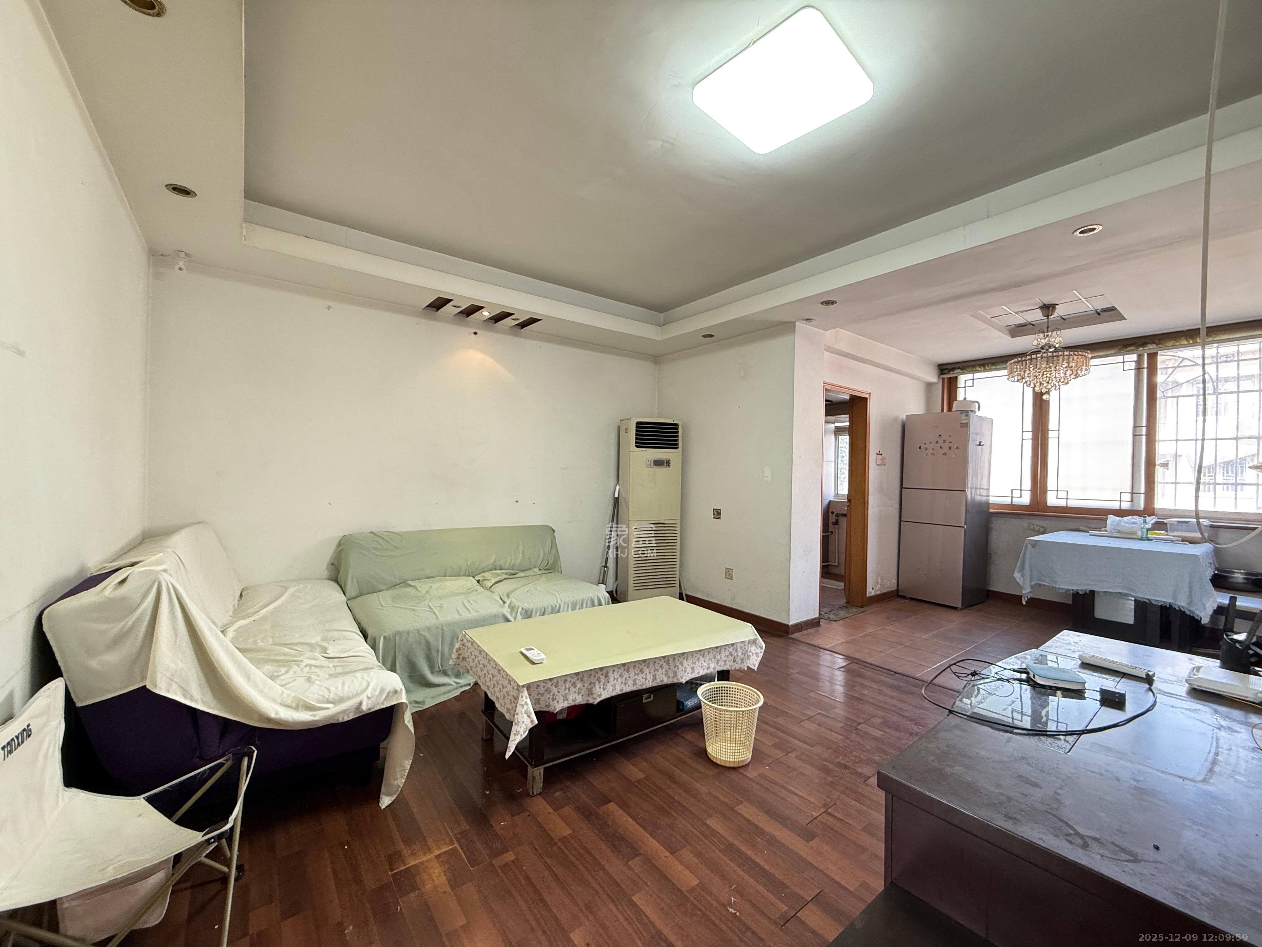 狮子山二片 2室1厅1卫 1400.0元/月 狮子山二片 2室1厅1卫 1400.0元/月室内图