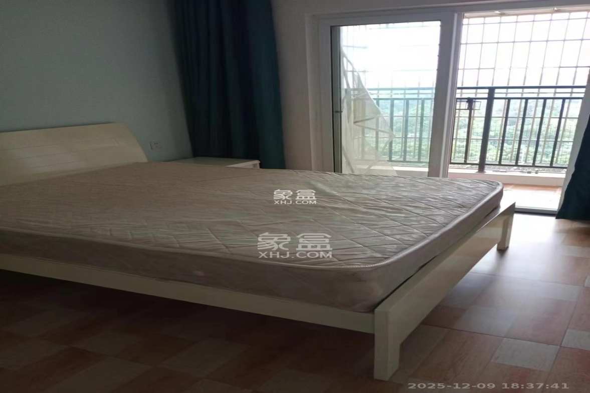 荷韵园 3室2厅2卫 1500.0元/月 荷韵园 3室2厅2卫 1500.0元/月室内图