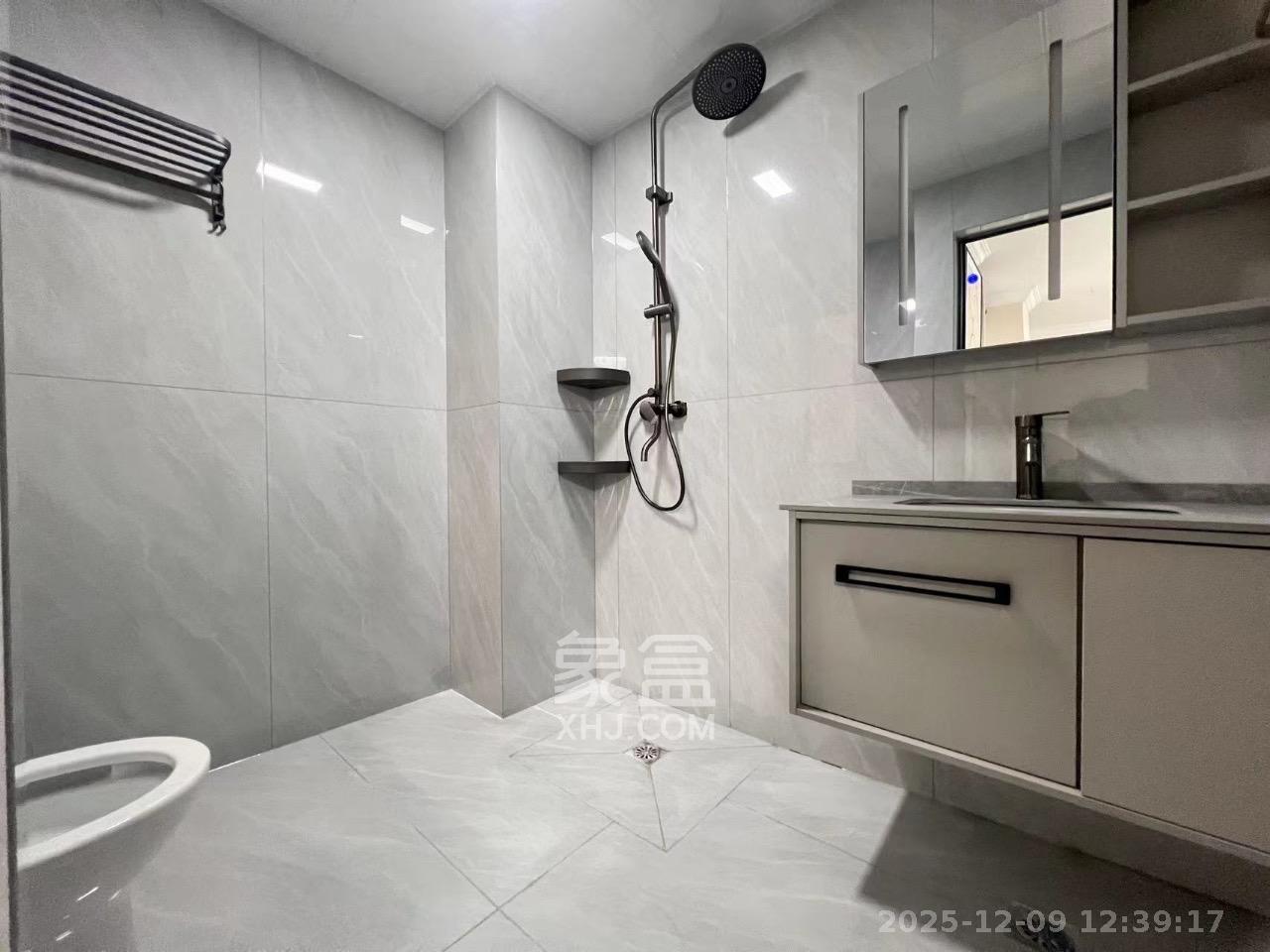 城市动力 2室2厅1卫 4500.0元/月 城市动力 2室2厅1卫 4500.0元/月室内图