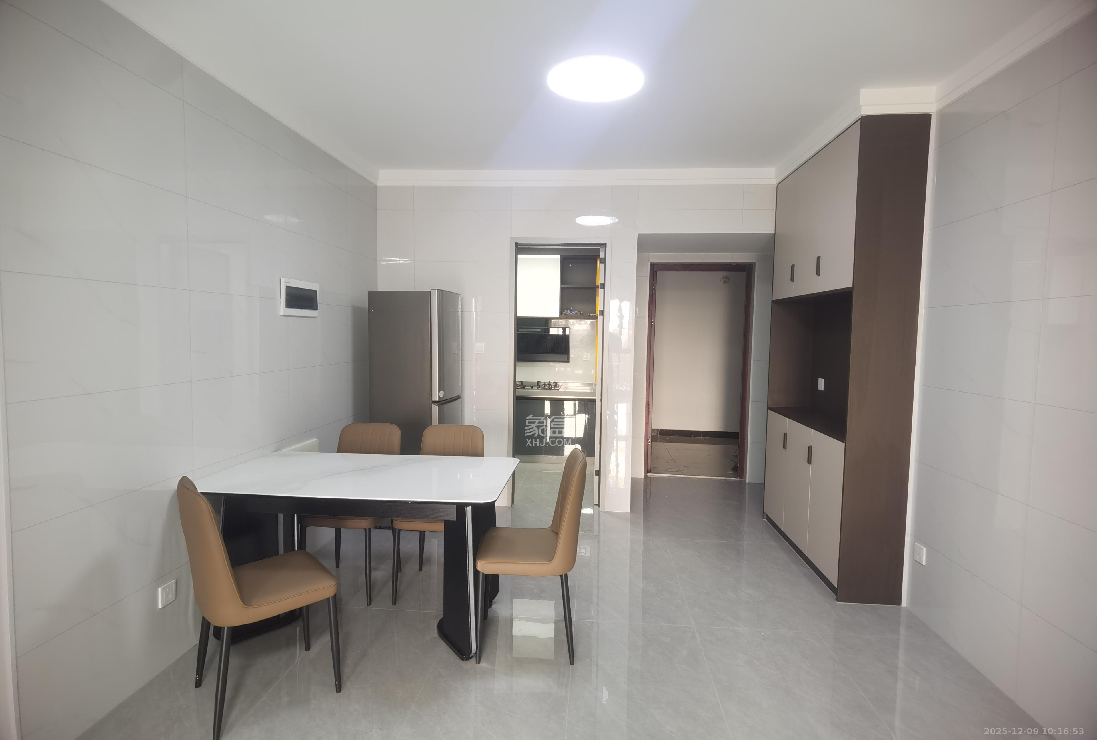 和景家园二期  2室2厅1卫    1500.0元/月室内图