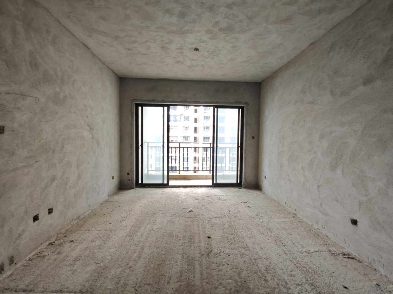 时代城（永秀花园一期）  3室2厅2卫    88.0万