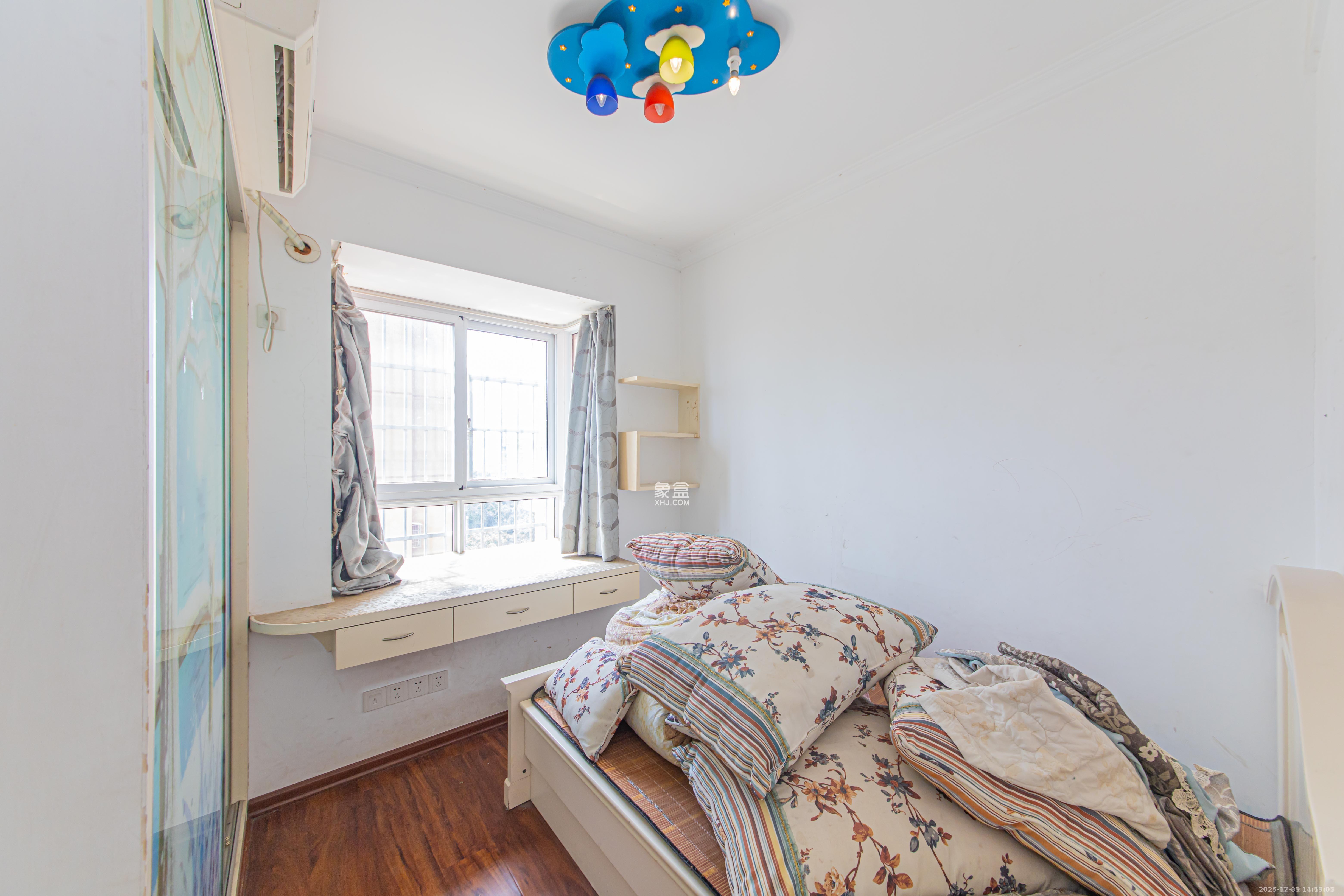 凯富漫城 2室1厅1卫 1500.0元/月 凯富漫城 2室1厅1卫 1500.0元/月室内图