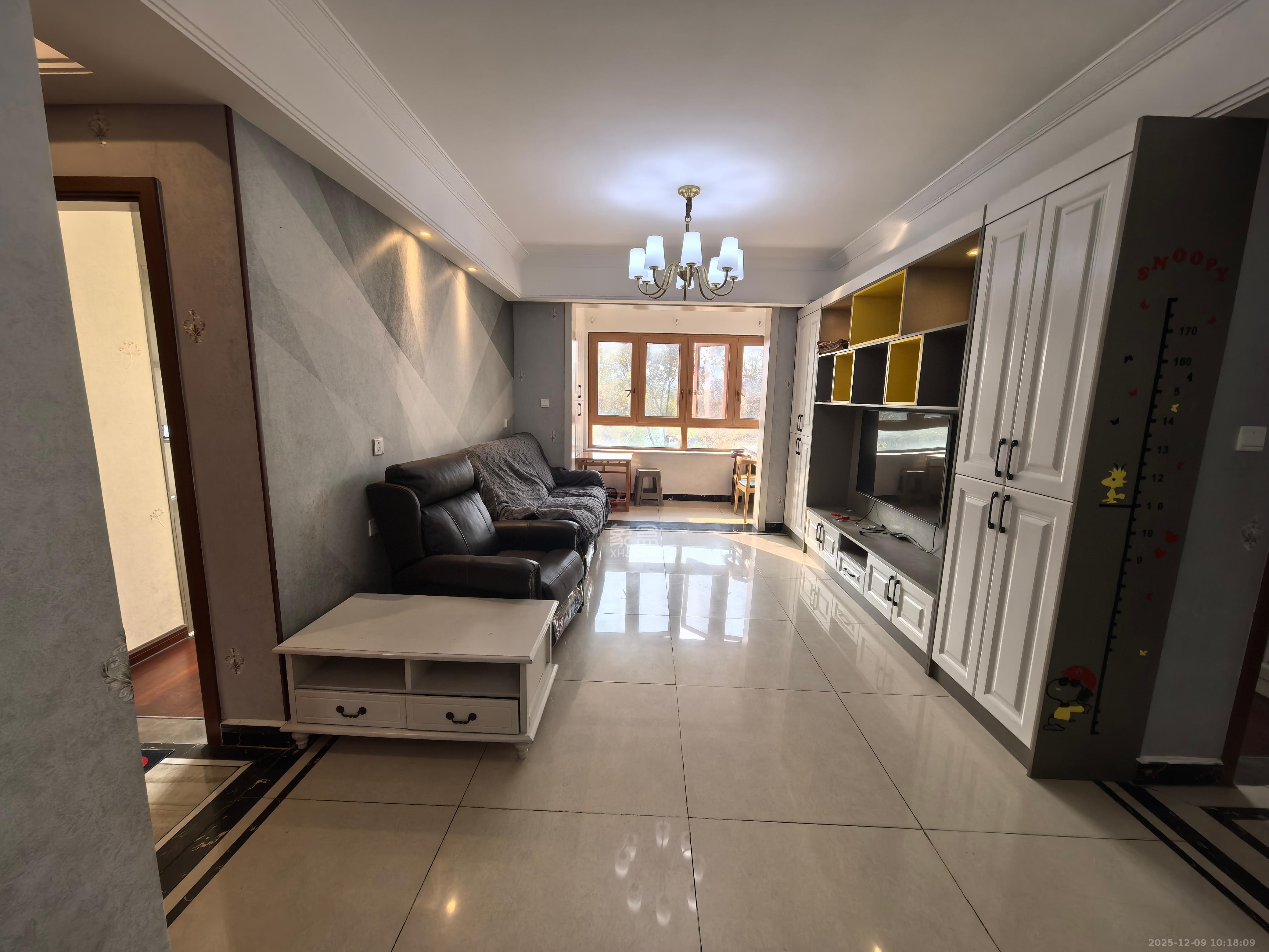 中海新城熙岸（中信新城五期）  3室2厅1卫    2500.0元/月