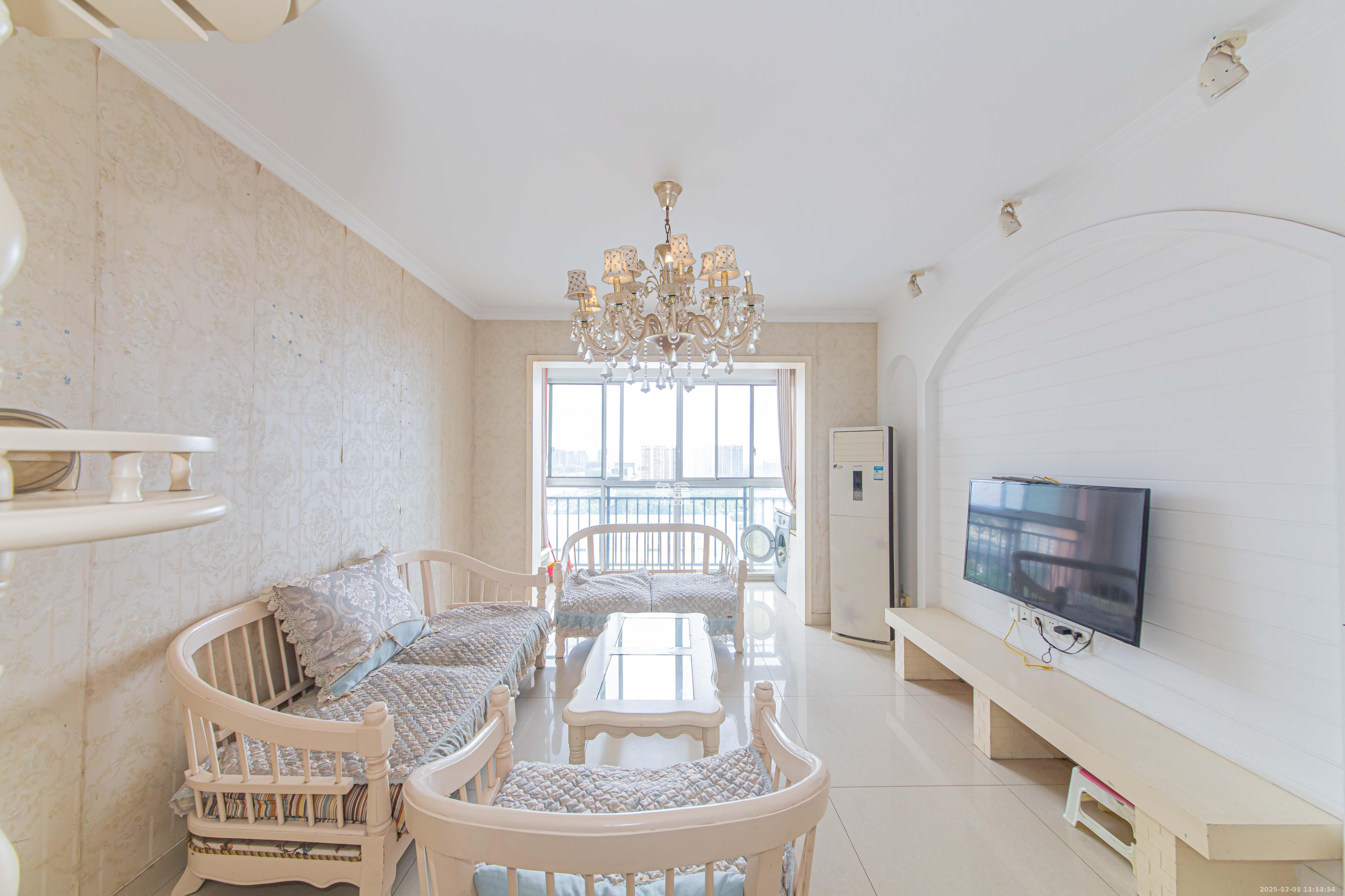 凯富漫城 2室1厅1卫 1500.0元/月 凯富漫城 2室1厅1卫 1500.0元/月室内图