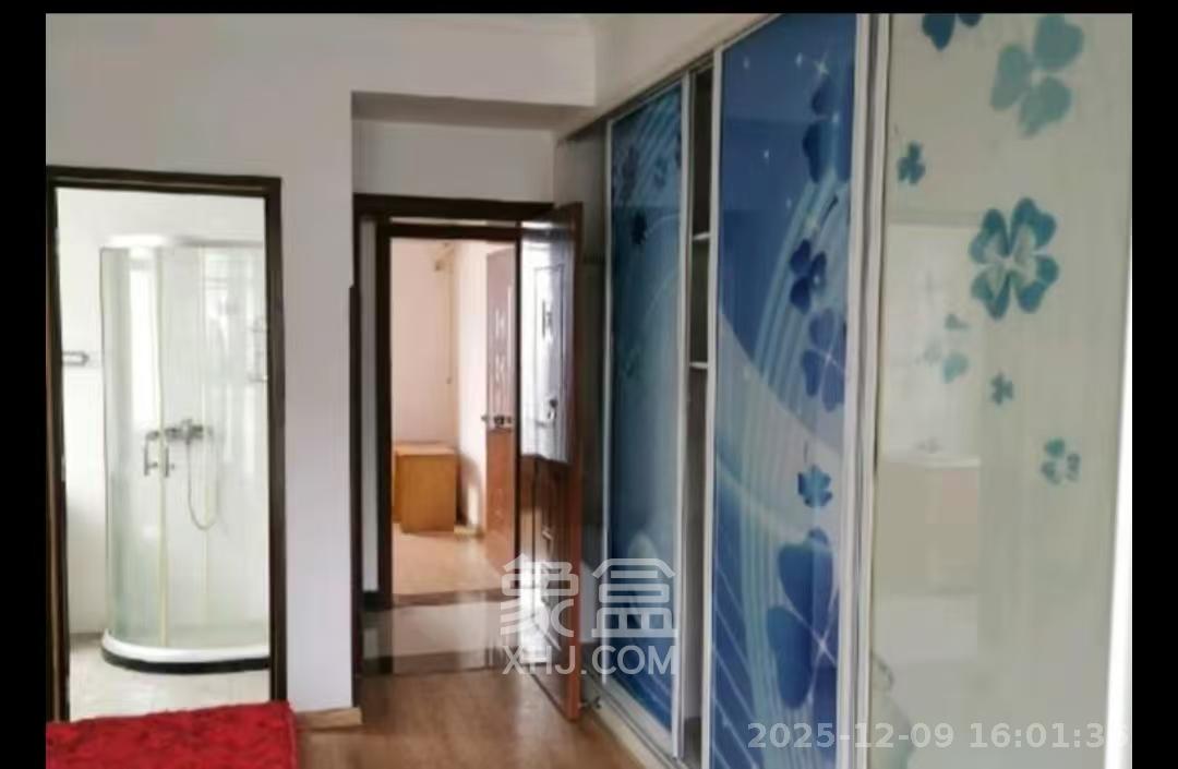 湘绣城  3室2厅2卫    1500.0元/月室内图